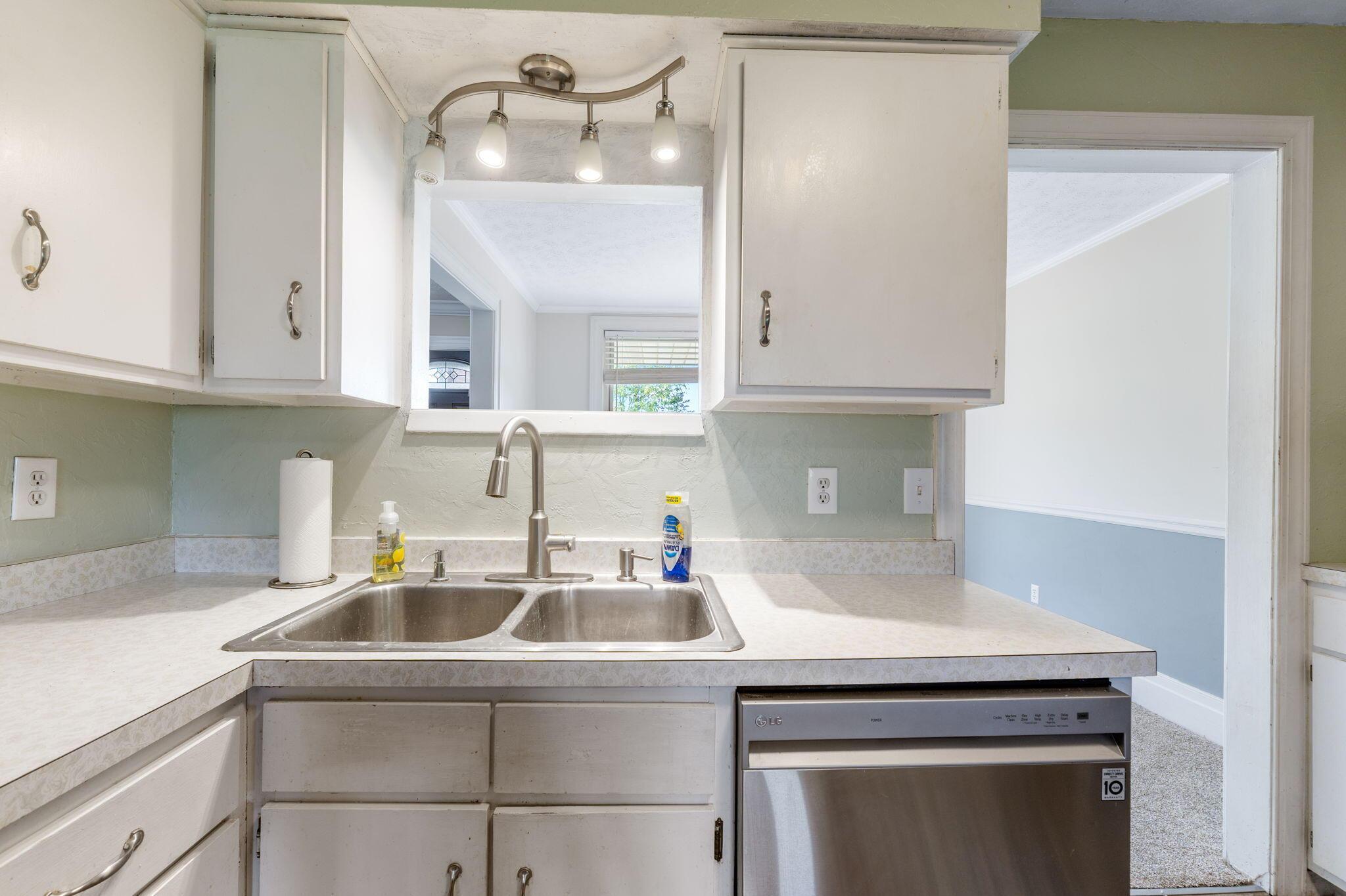 14360 Maple Ridge Road Property Photo 18