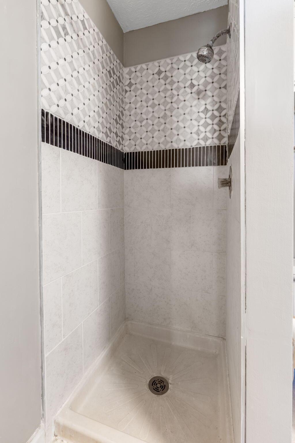 14360 Maple Ridge Road Property Photo 34