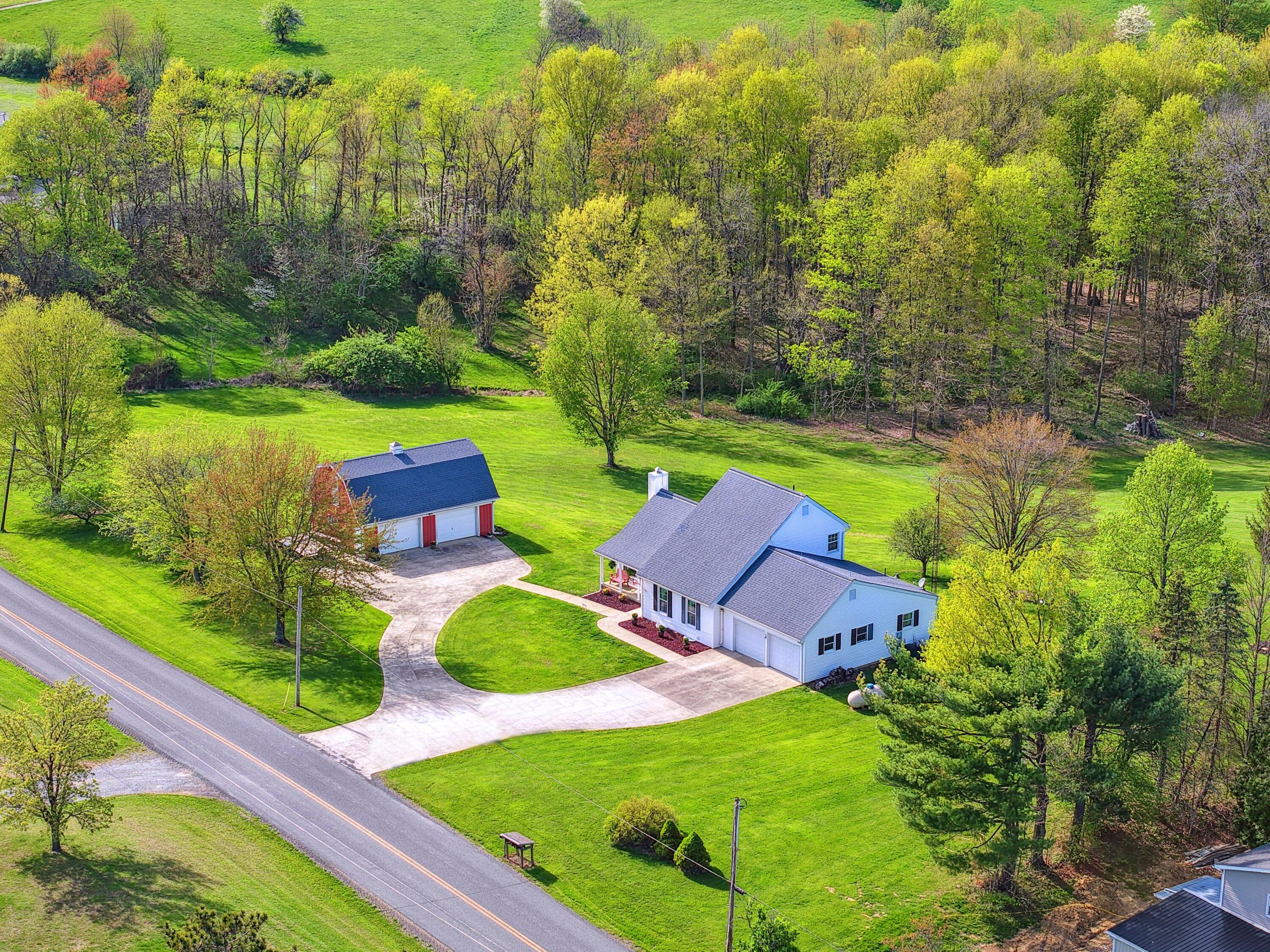 11085 New Delaware Road Property Photo 1