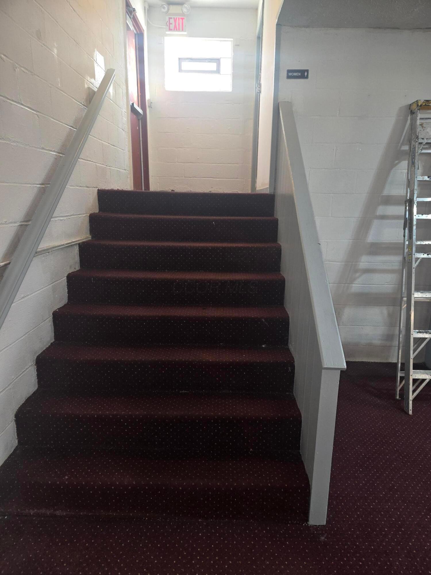 37445 Detroit Road Property Photo 12