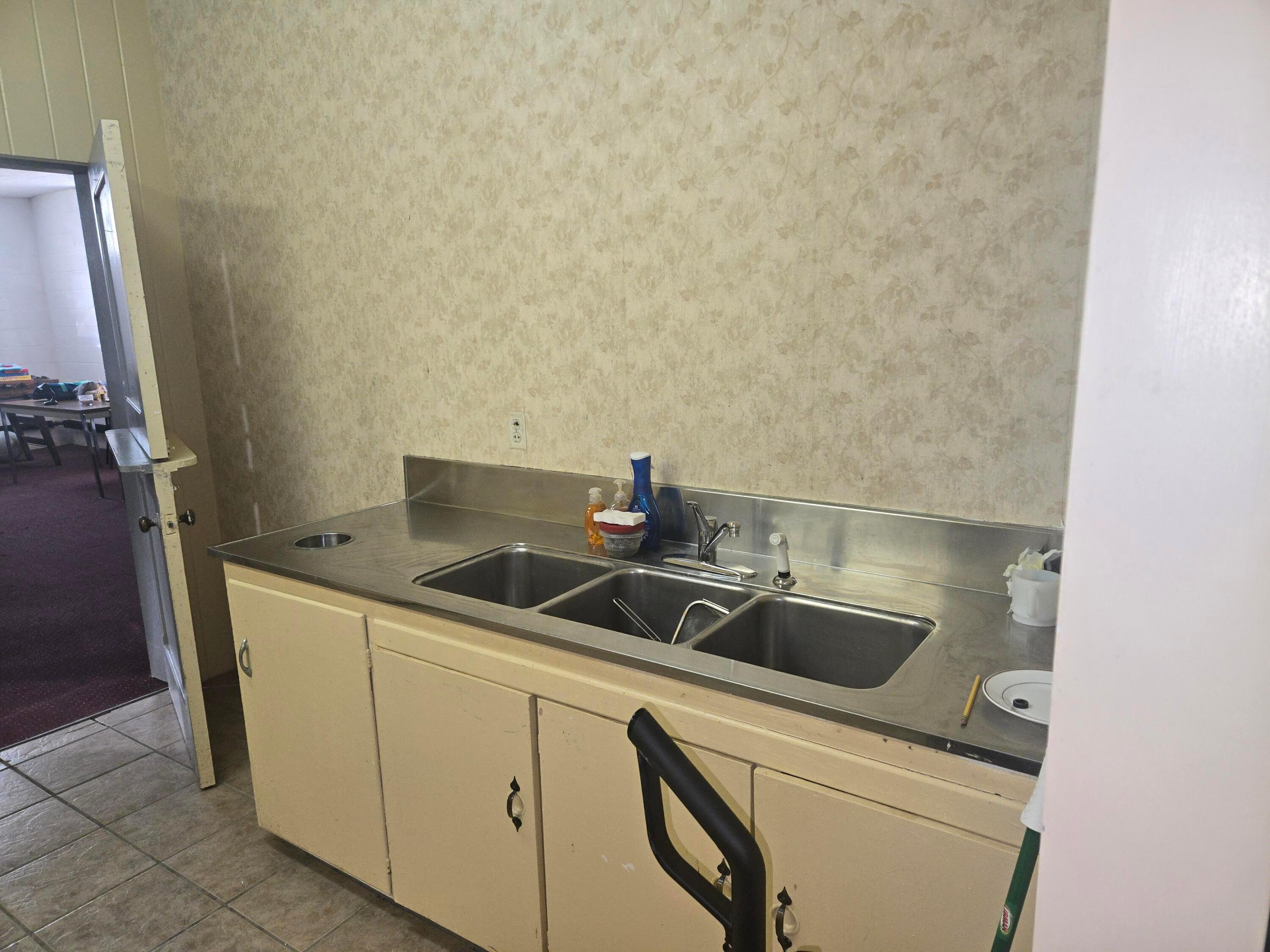 37445 Detroit Road Property Photo 20