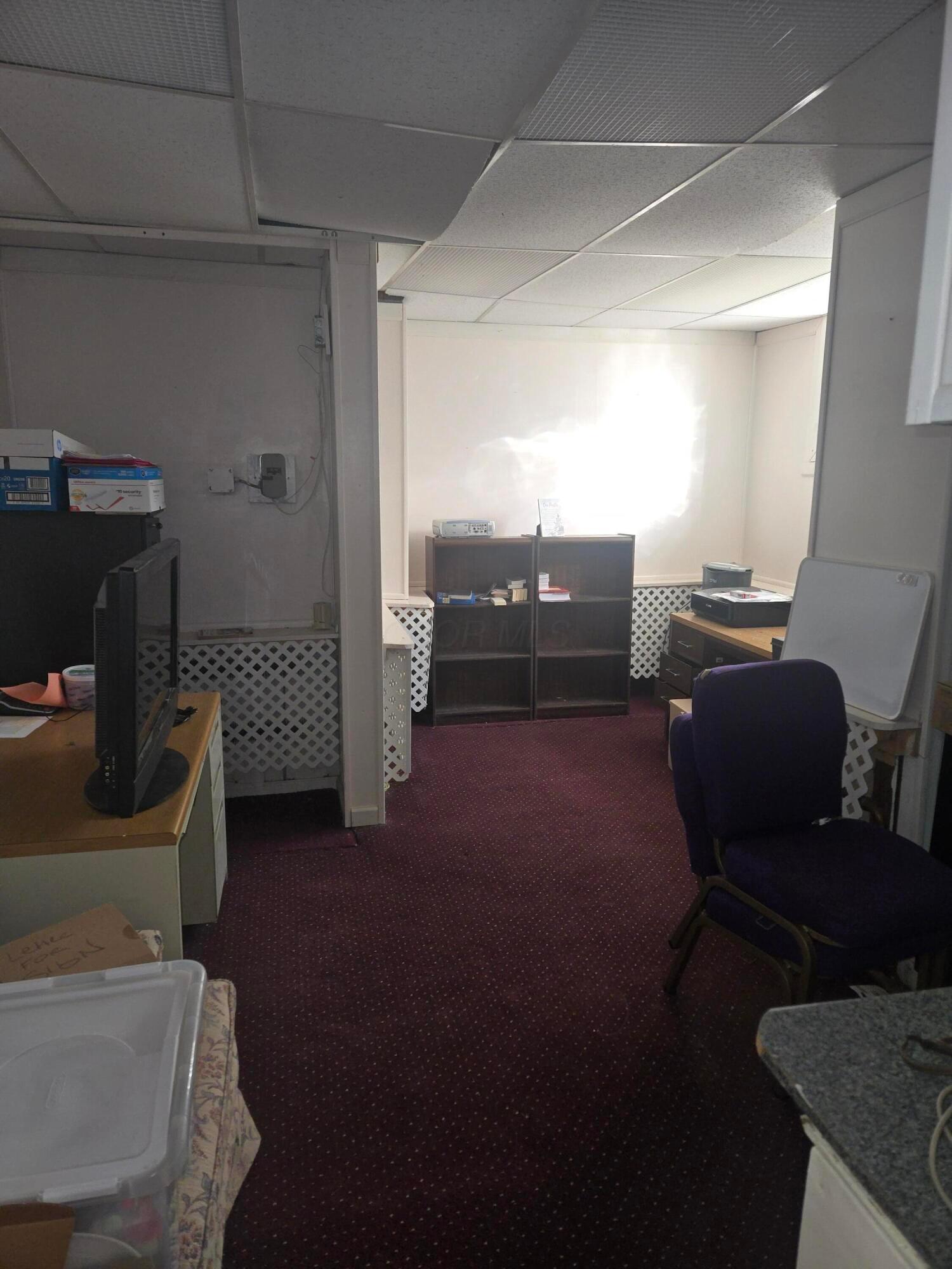 37445 Detroit Road Property Photo 25