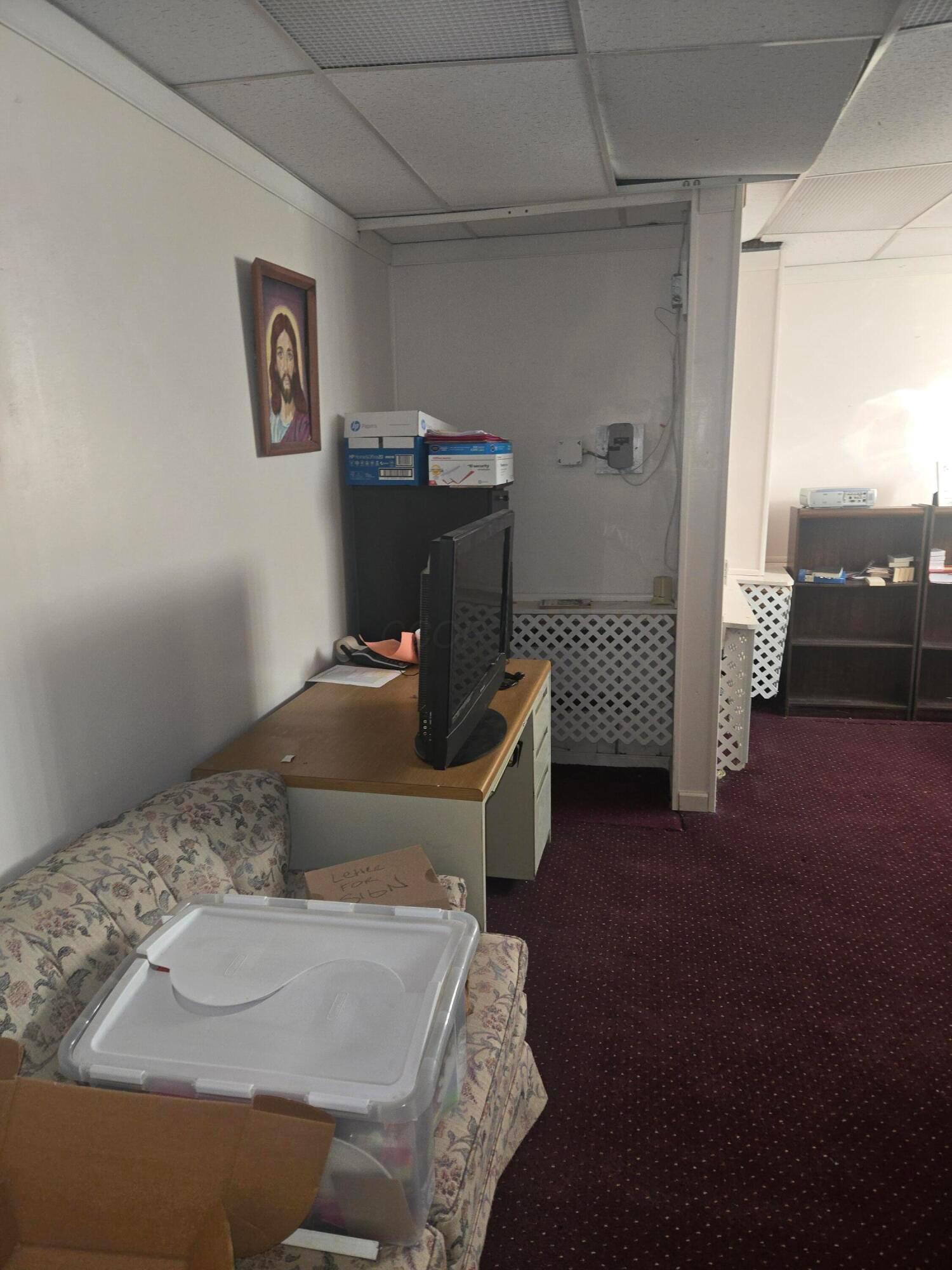 37445 Detroit Road Property Photo 26