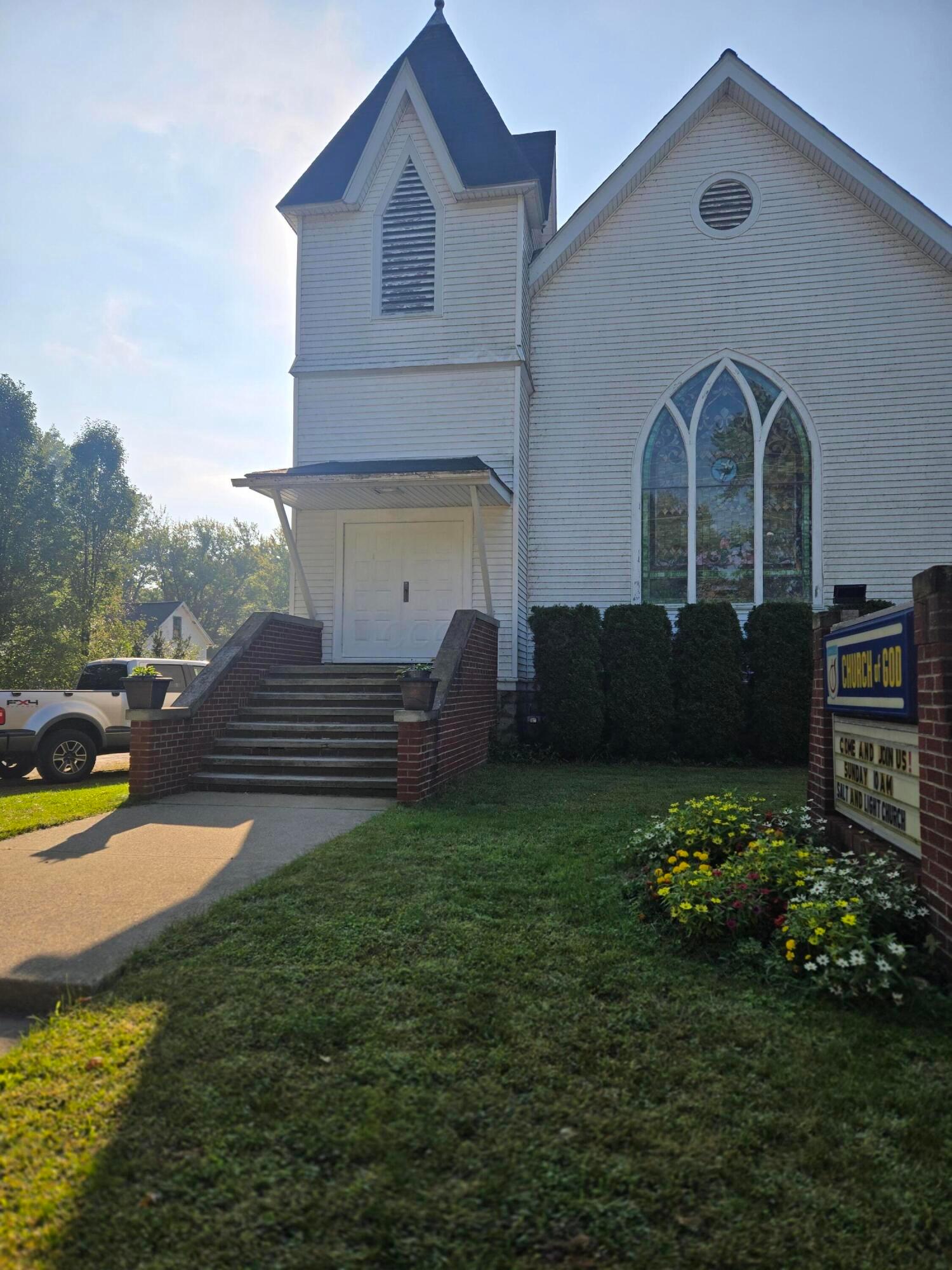 37445 Detroit Road Property Photo 36