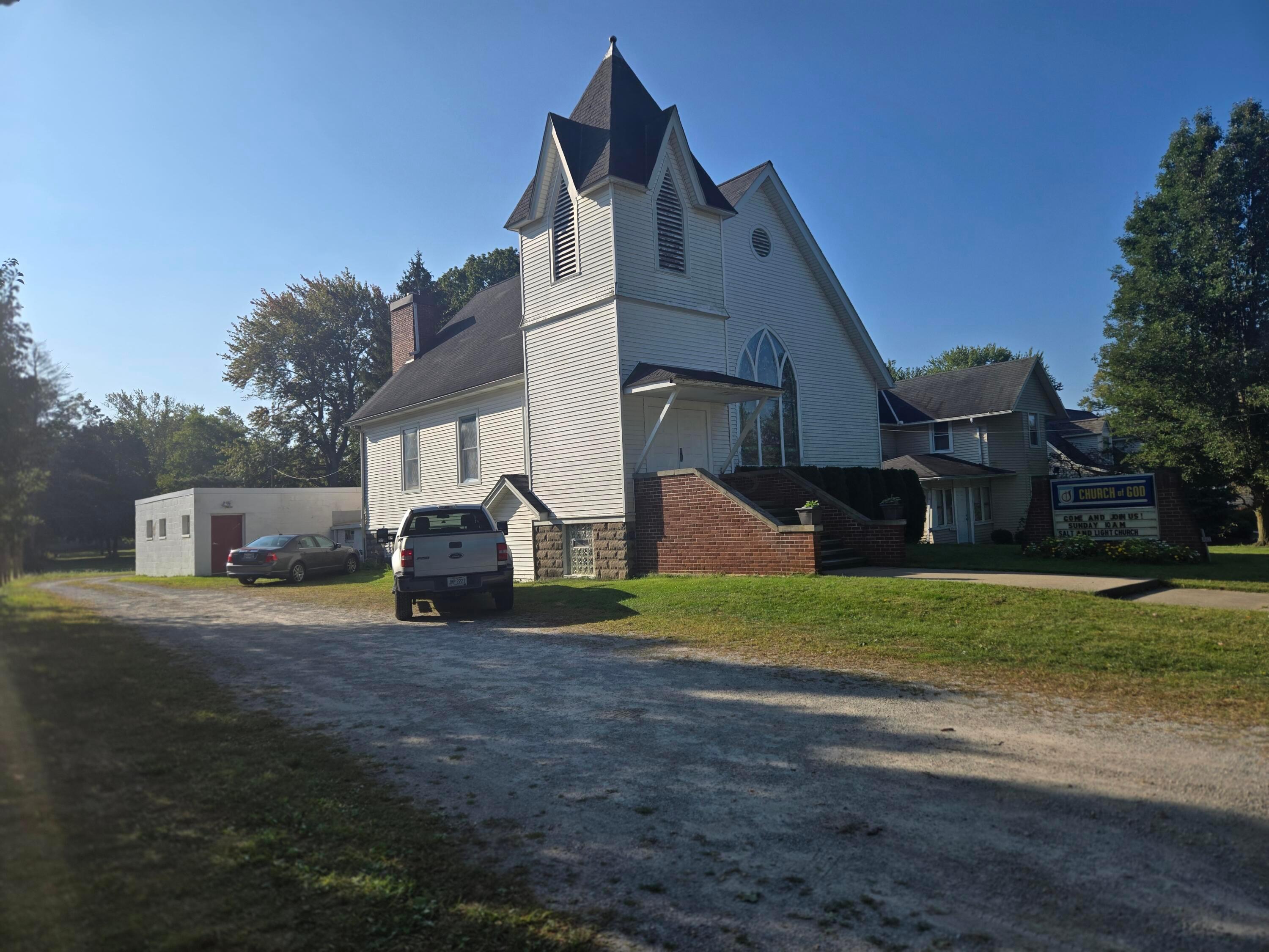 37445 Detroit Road Property Photo 37