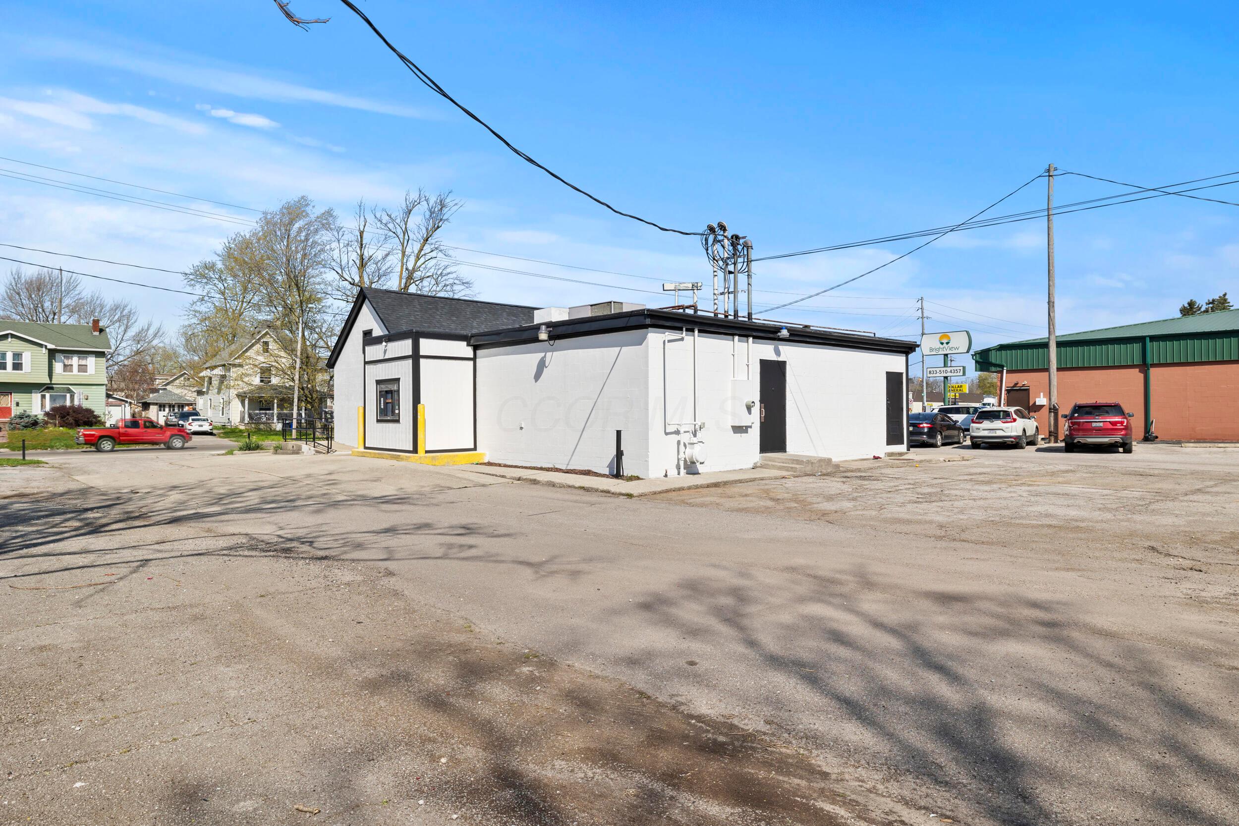 546 N Main Street Property Photo 5