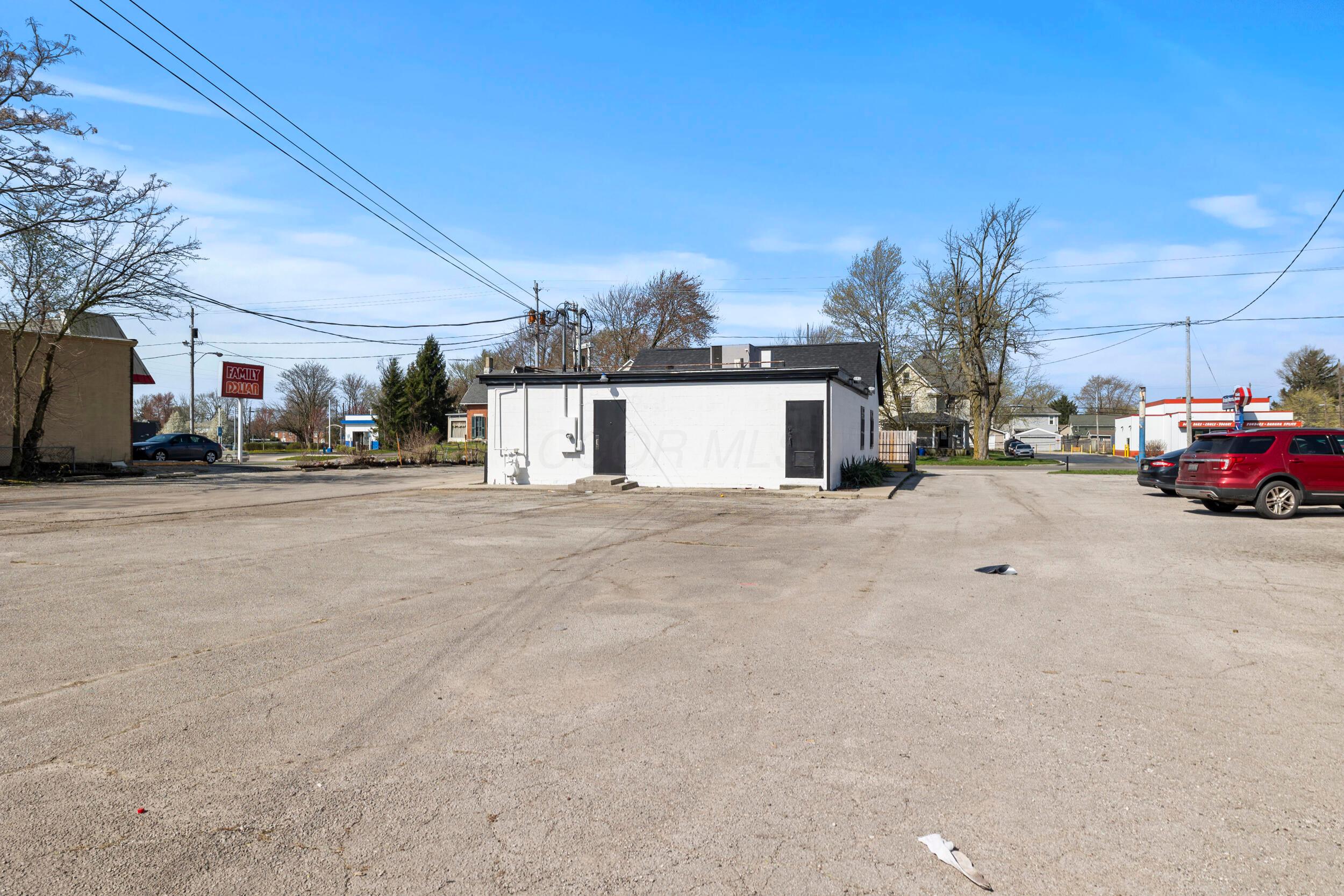 546 N Main Street Property Photo 6