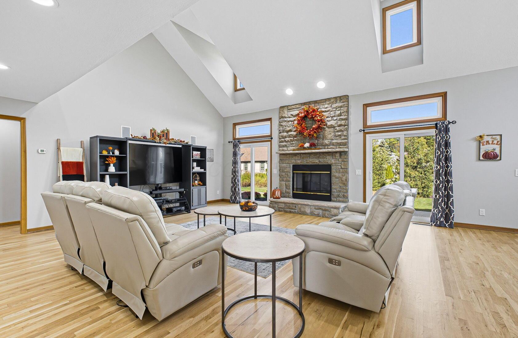 5962 Heritage Lakes Drive Property Photo 16