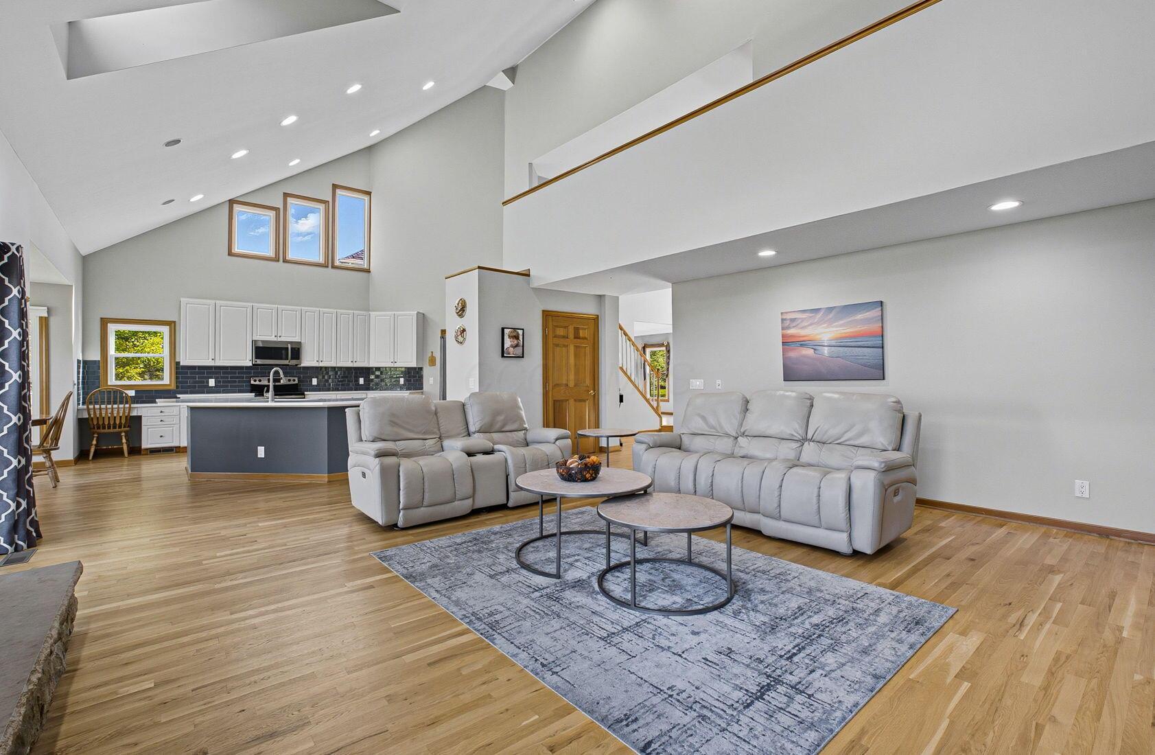 5962 Heritage Lakes Drive Property Photo 21