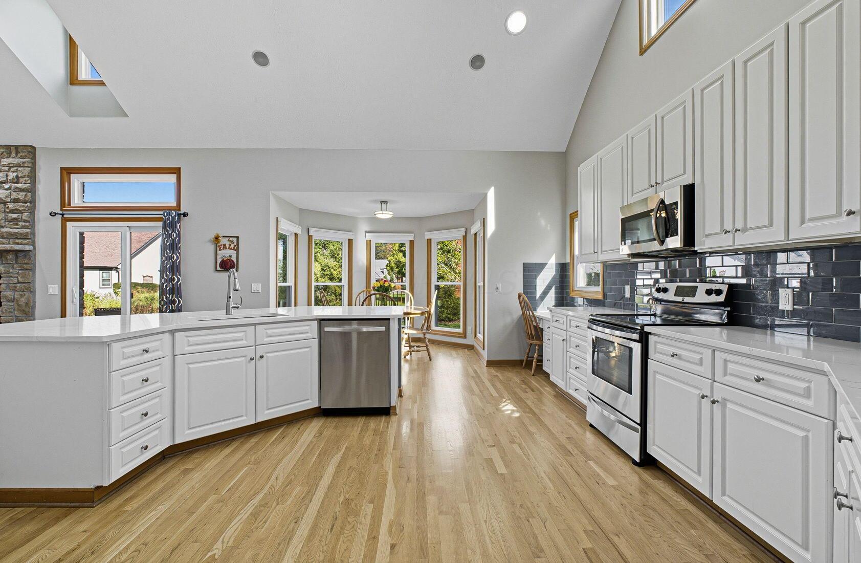 5962 Heritage Lakes Drive Property Photo 32