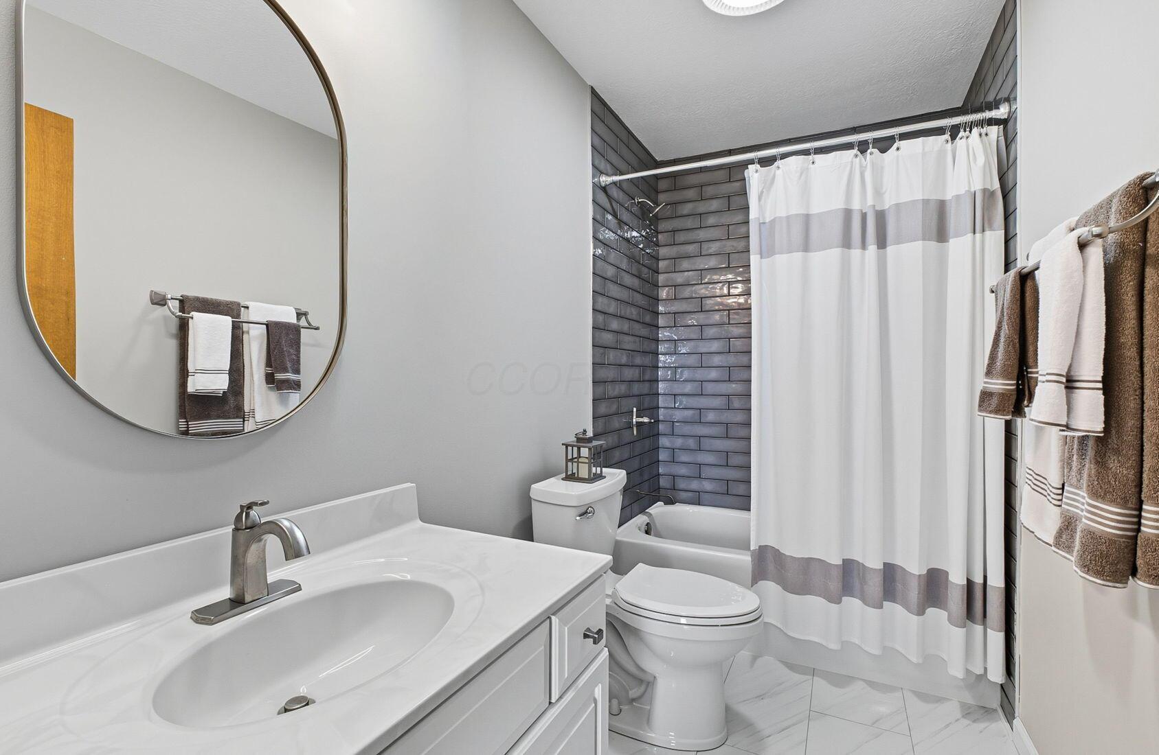 5962 Heritage Lakes Drive Property Photo 57