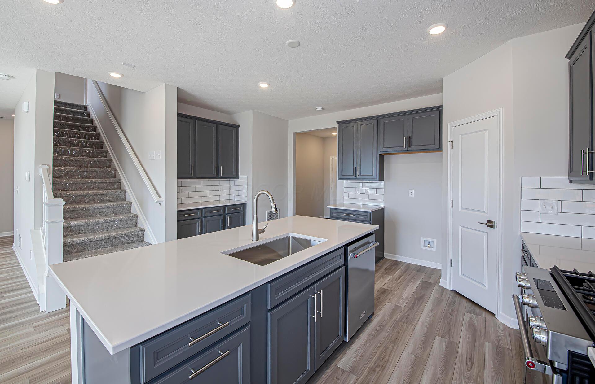 1447 Crest Drive, Lot 2603 Property Photo 4