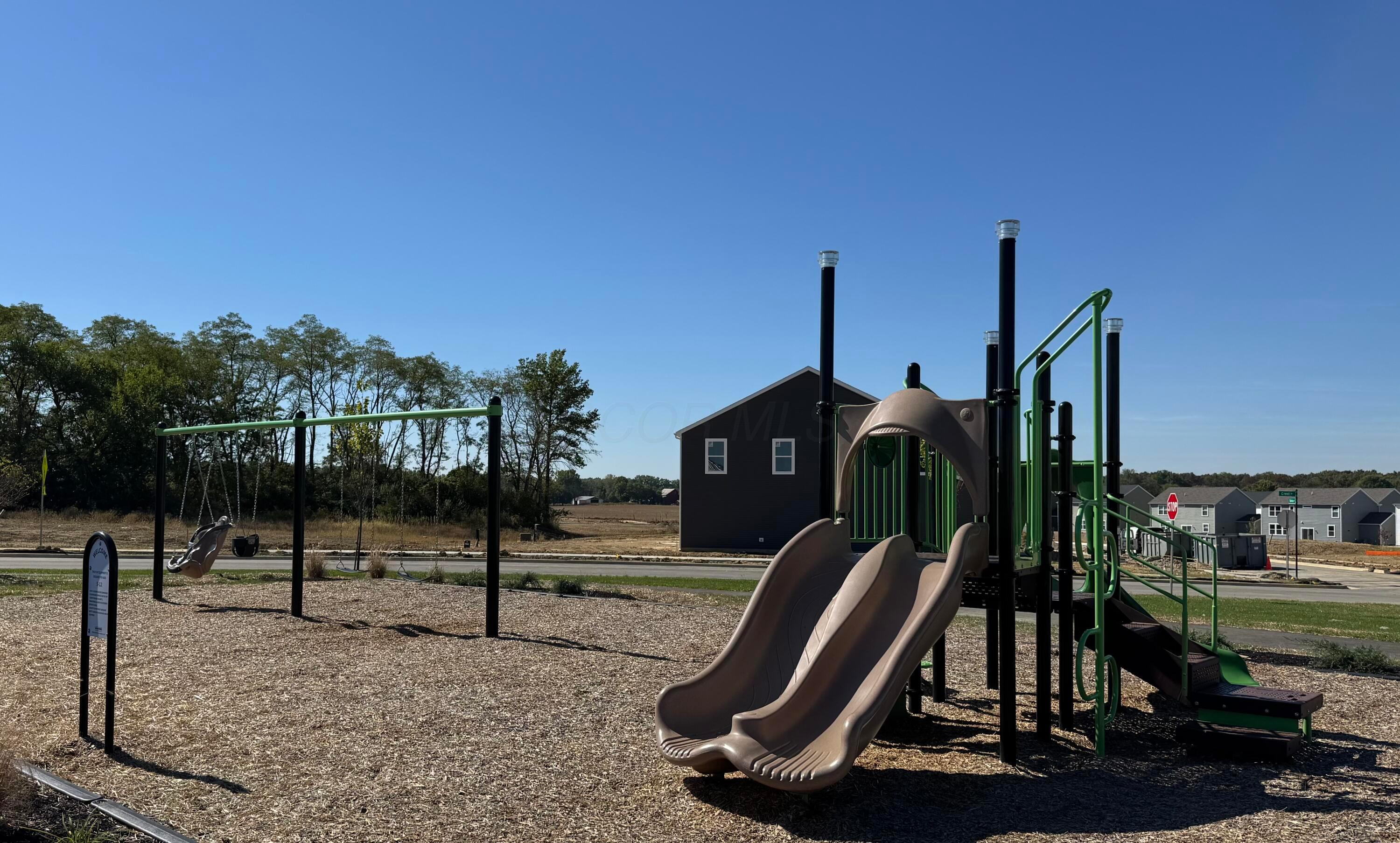 1447 Crest Drive, Lot 2603 Property Photo 36