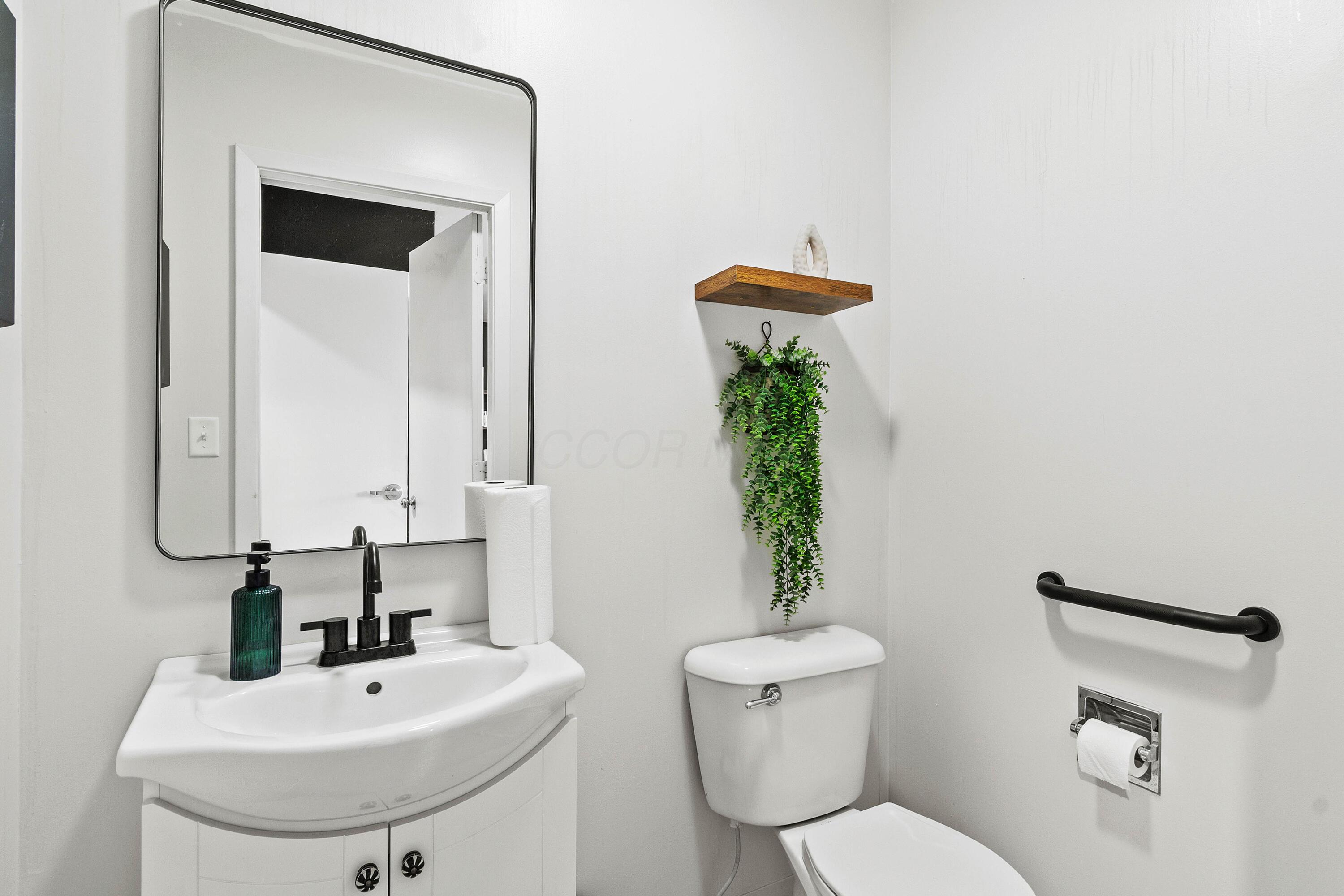 643 Bodey Circle Property Photo 42