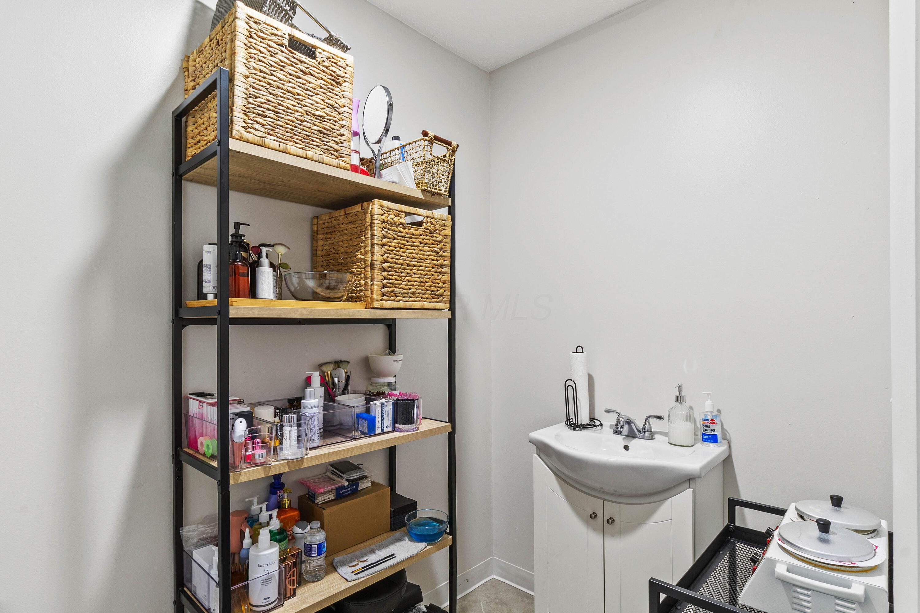 643 Bodey Circle Property Photo 45