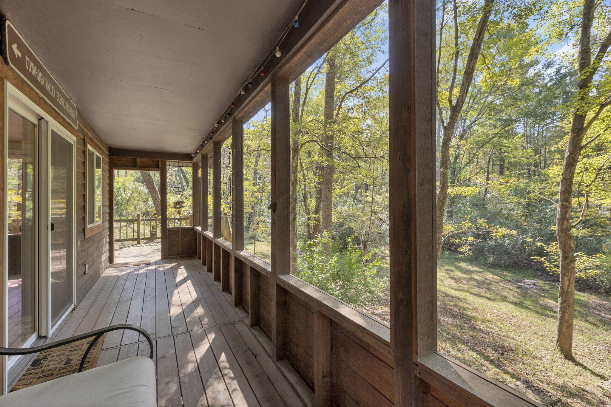 298 Tillamook Lane Property Photo 3