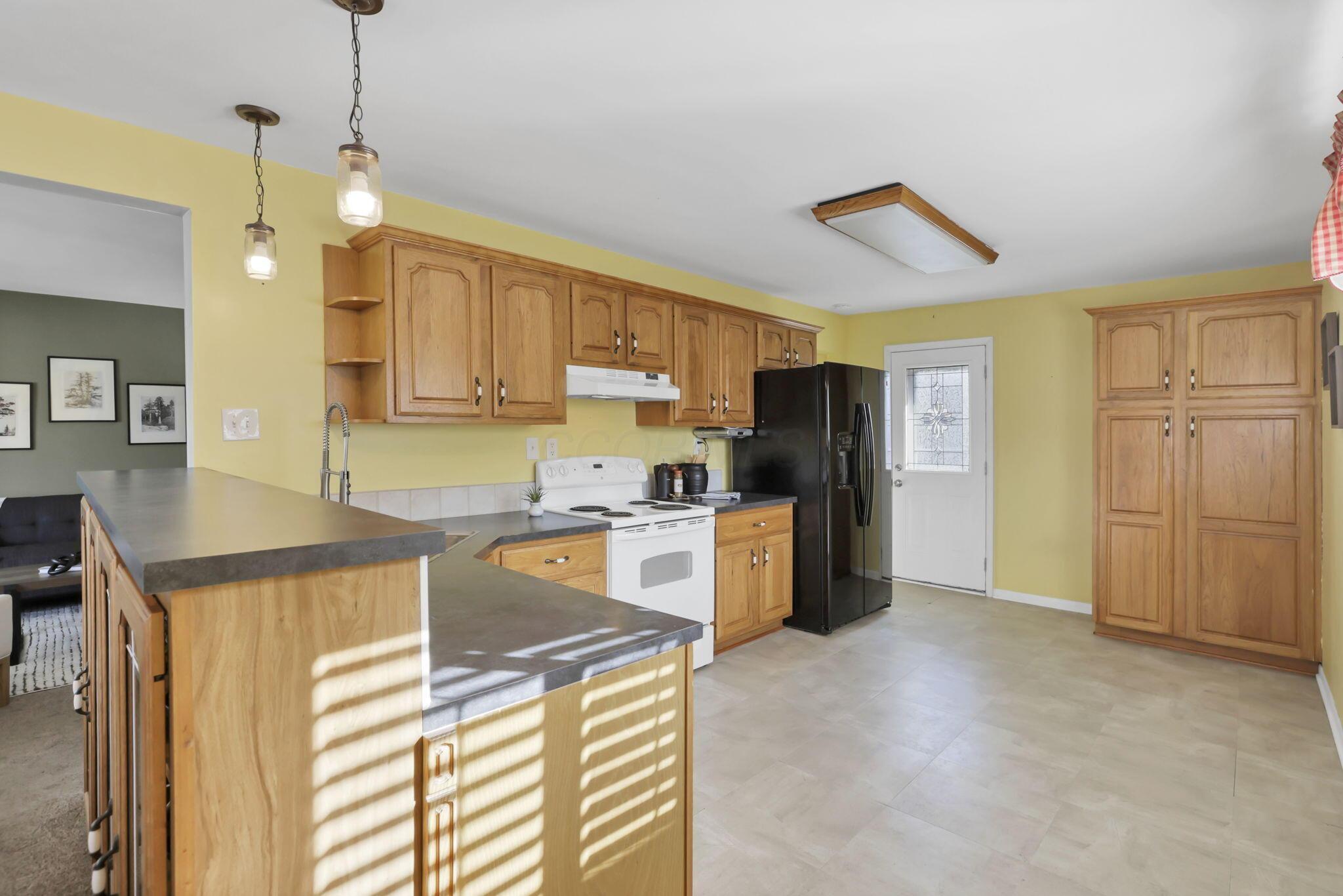 508 E Lake Avenue Property Photo 16