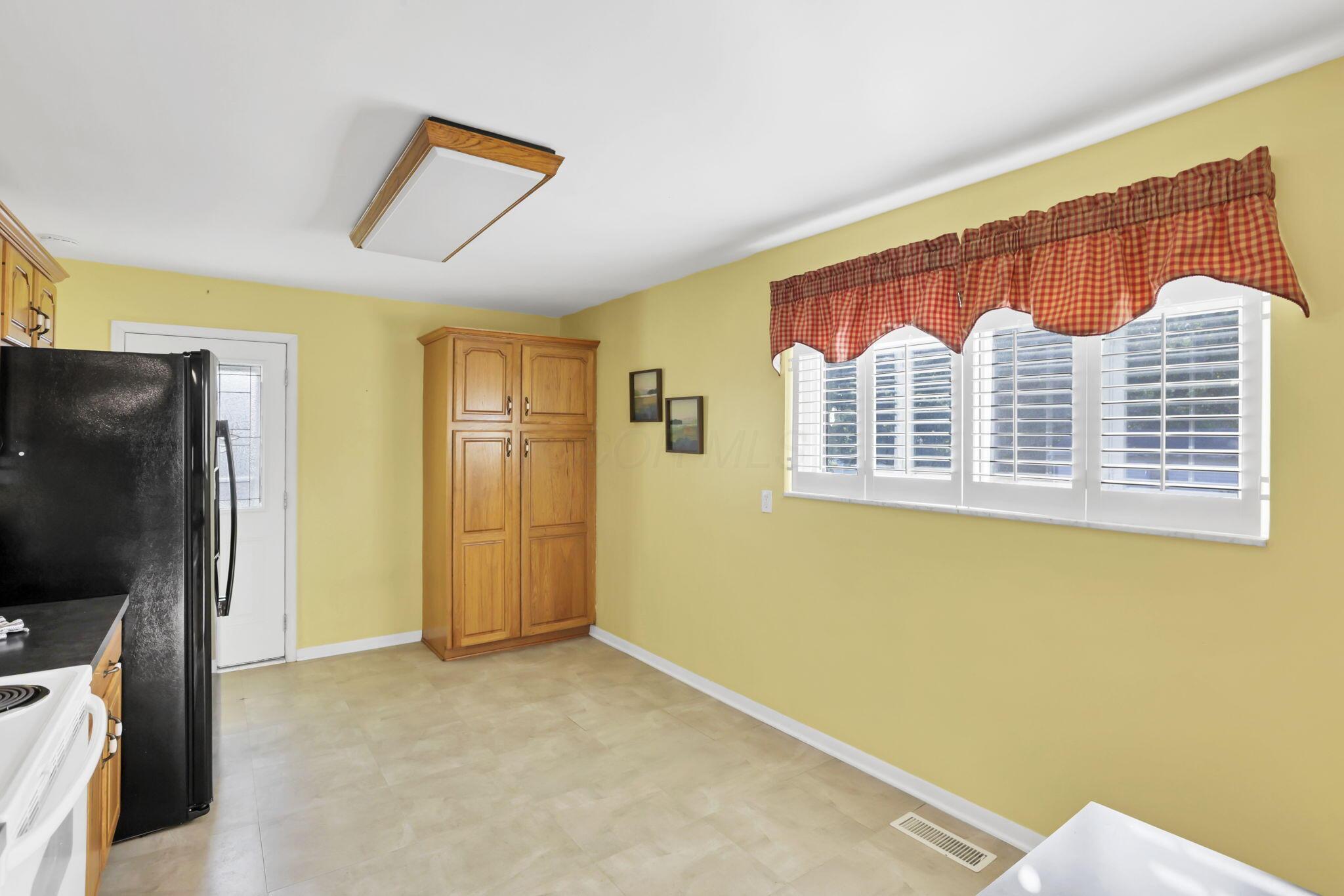 508 E Lake Avenue Property Photo 20