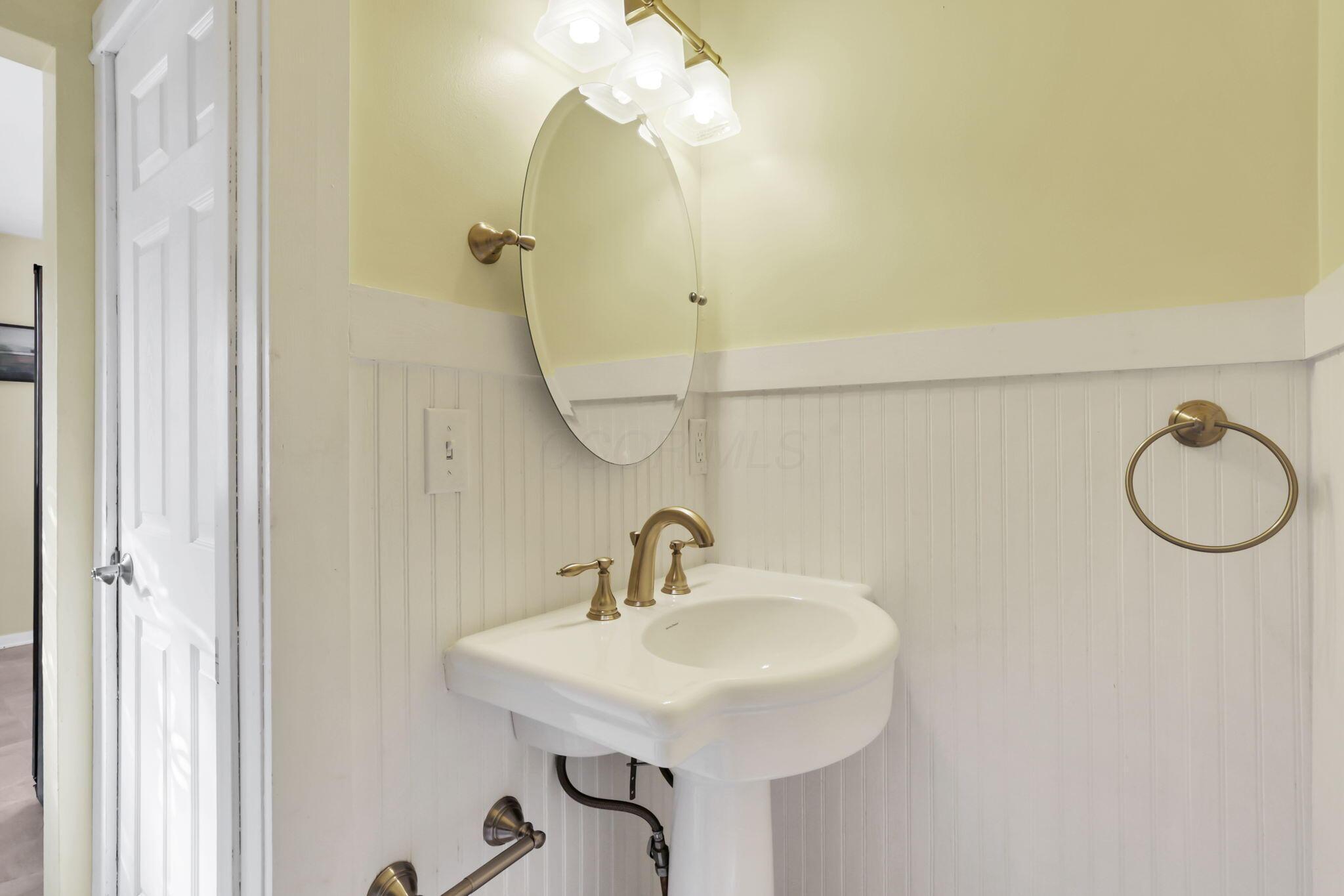 508 E Lake Avenue Property Photo 23