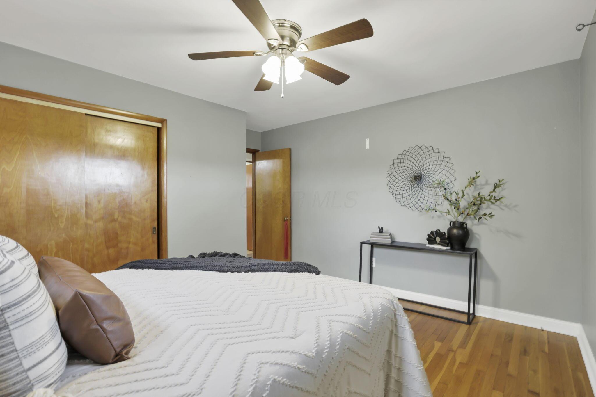 508 E Lake Avenue Property Photo 32