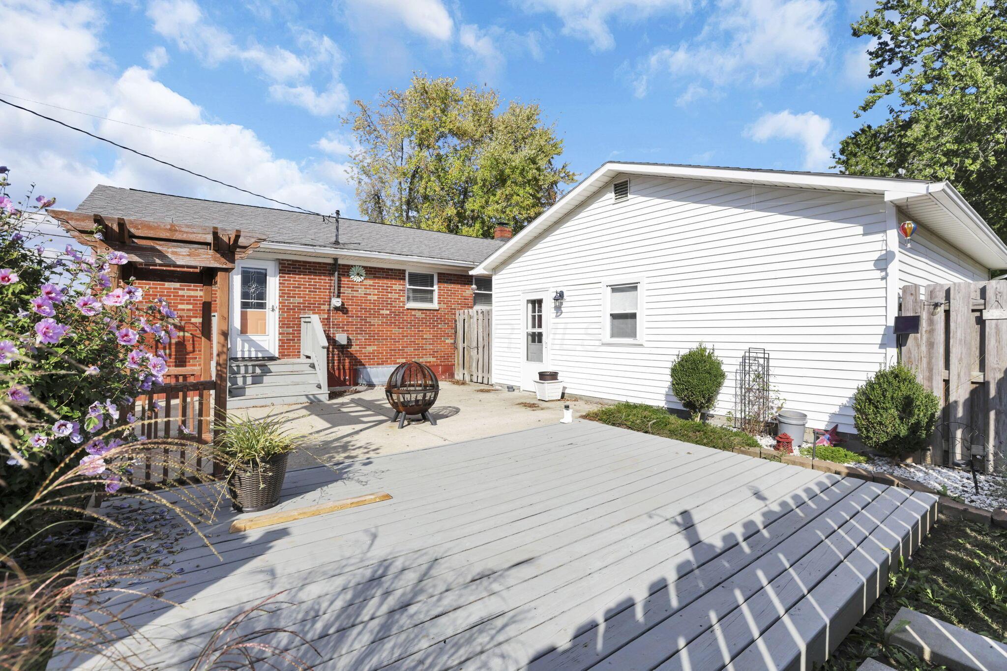 508 E Lake Avenue Property Photo 45