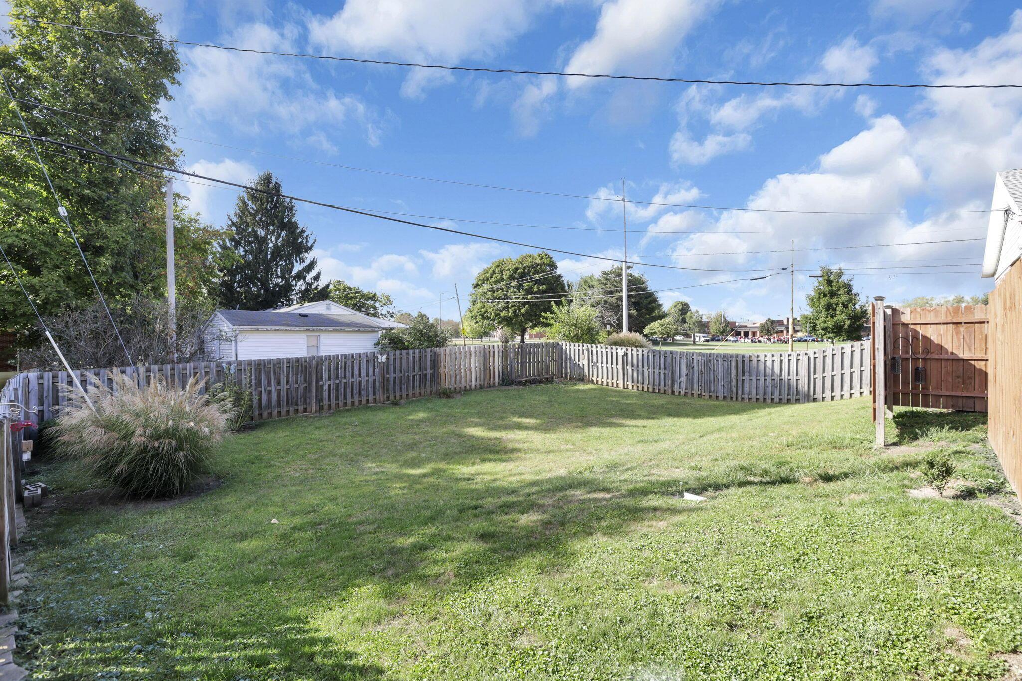 508 E Lake Avenue Property Photo 46