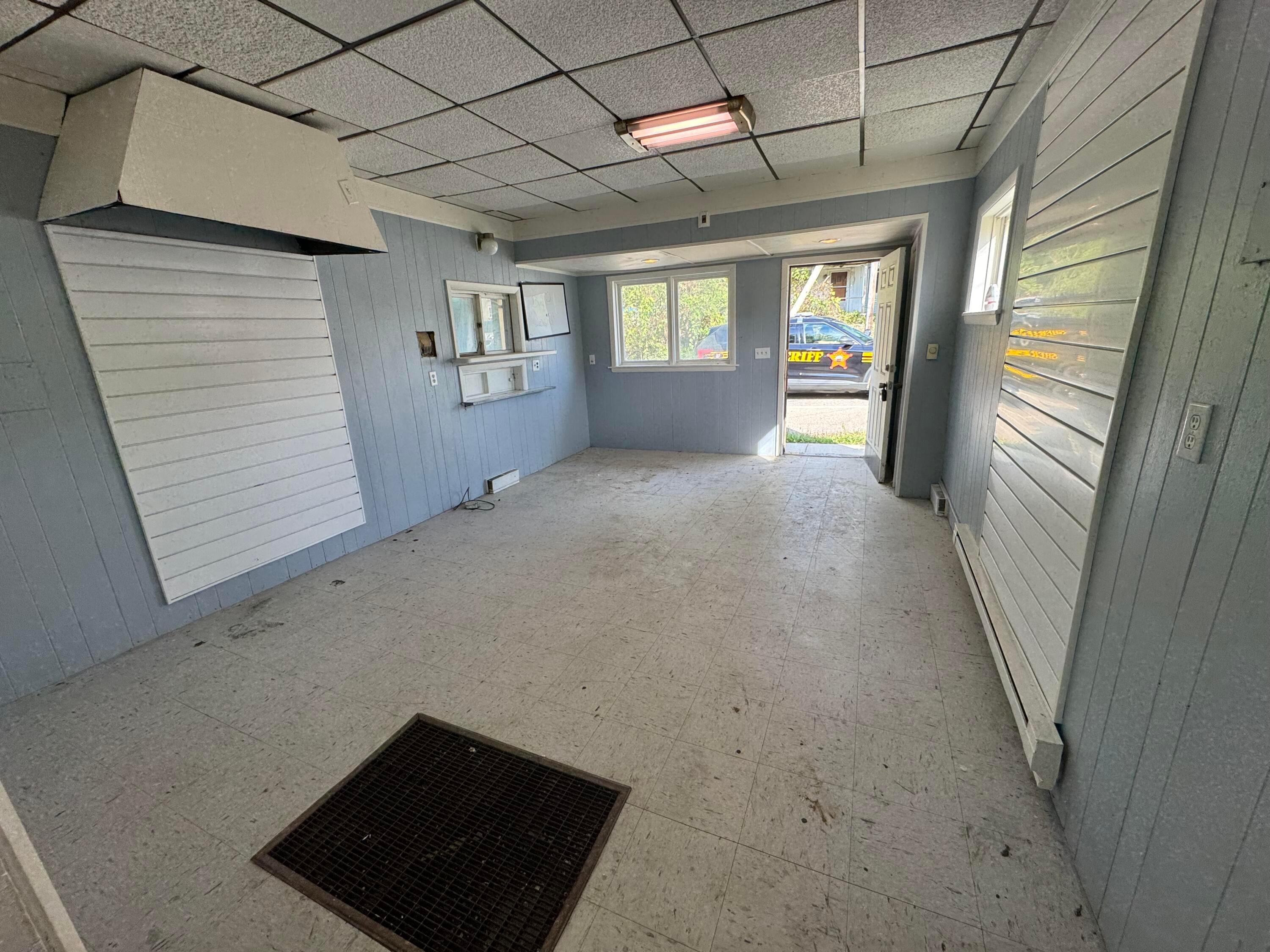 4 Converse Street Property Photo 5