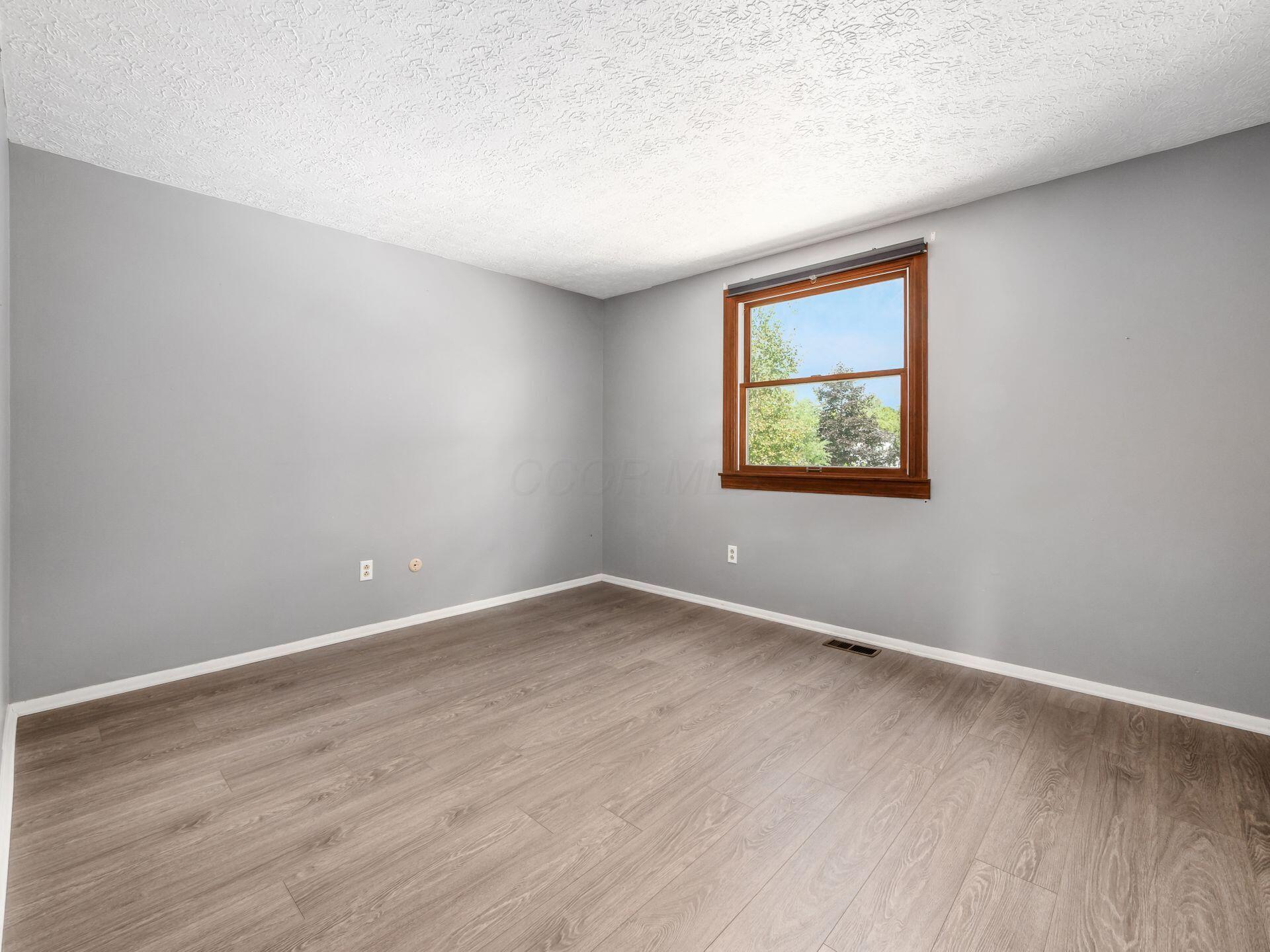 3230 Brampton Street Property Photo 19