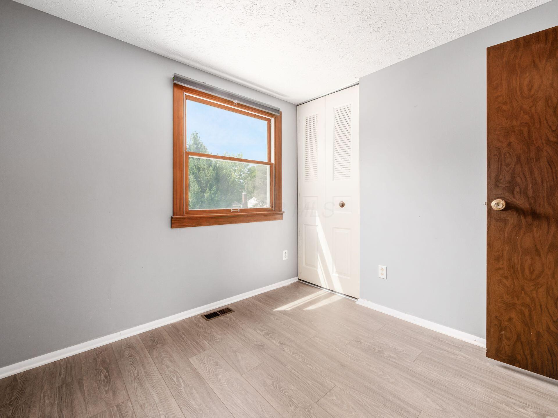 3230 Brampton Street Property Photo 28