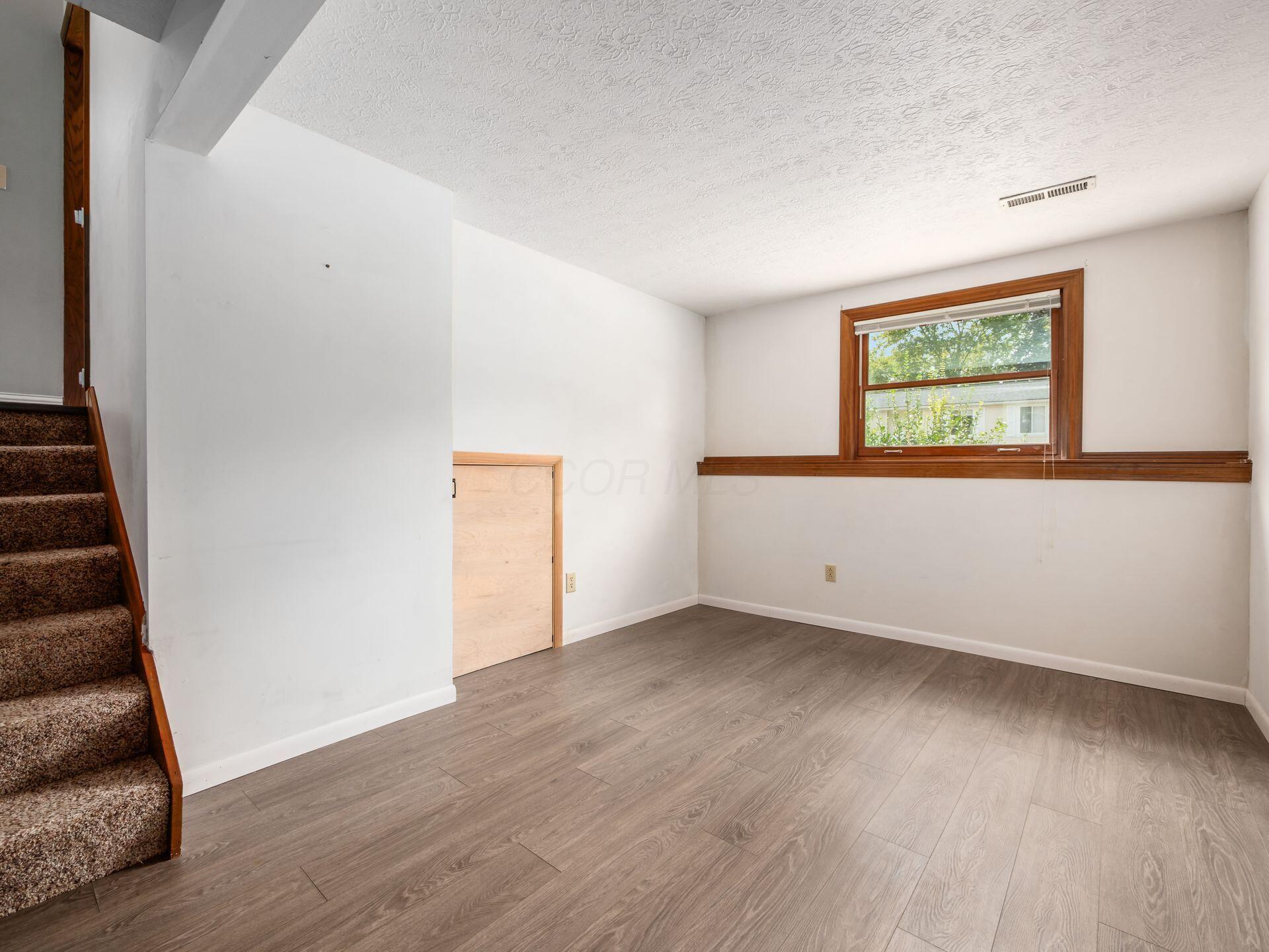 3230 Brampton Street Property Photo 32