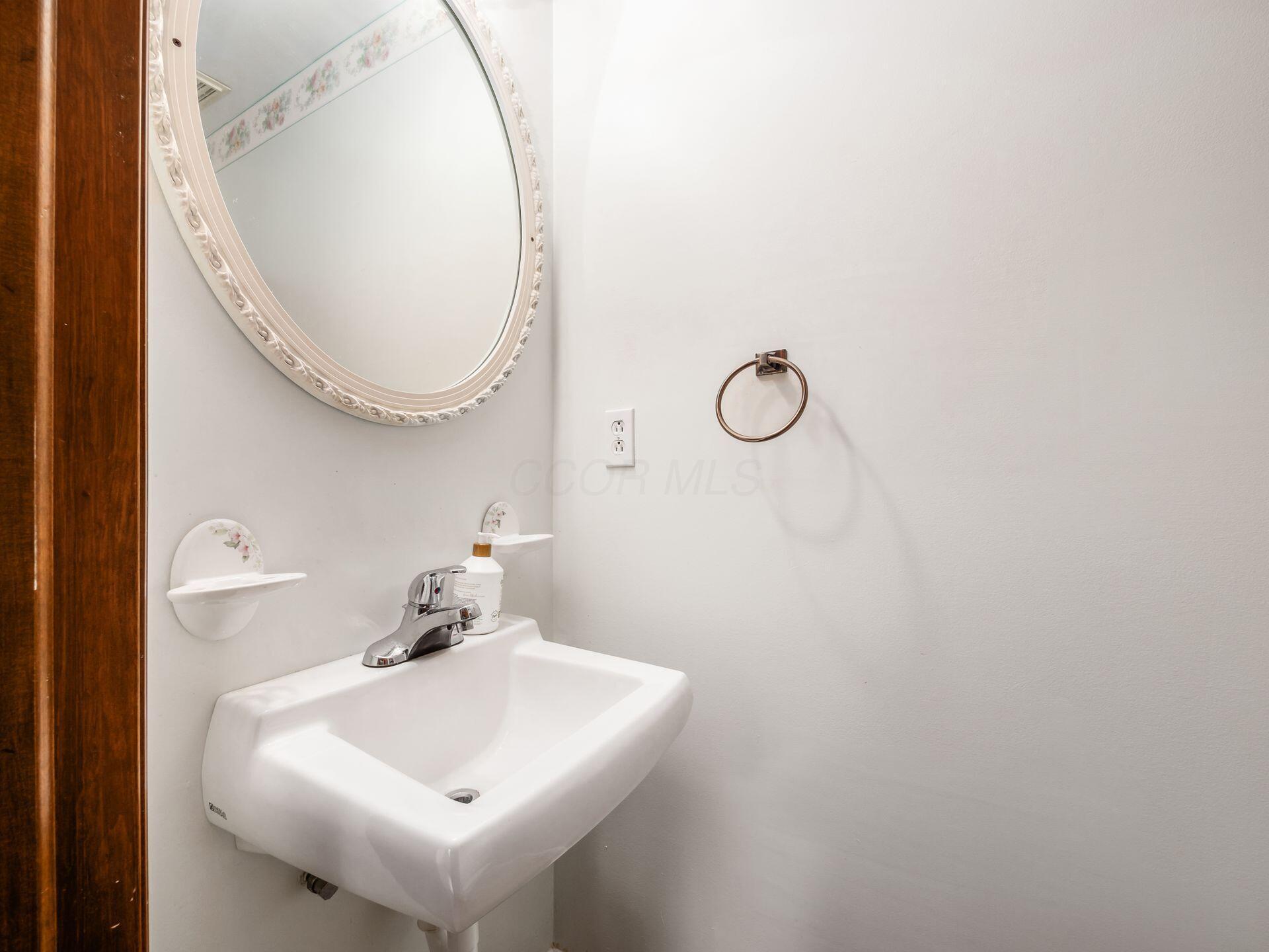 3230 Brampton Street Property Photo 34