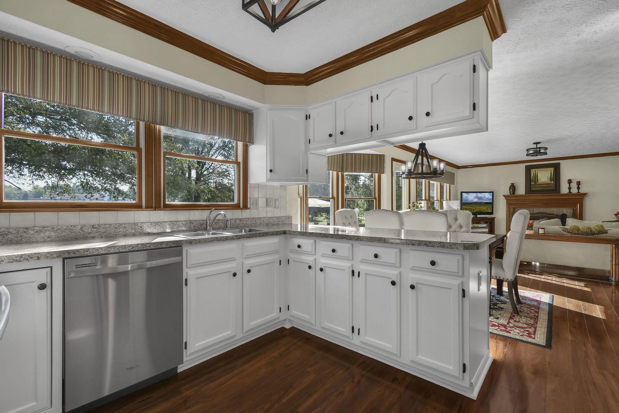 1058 Milford Drive Property Photo 6