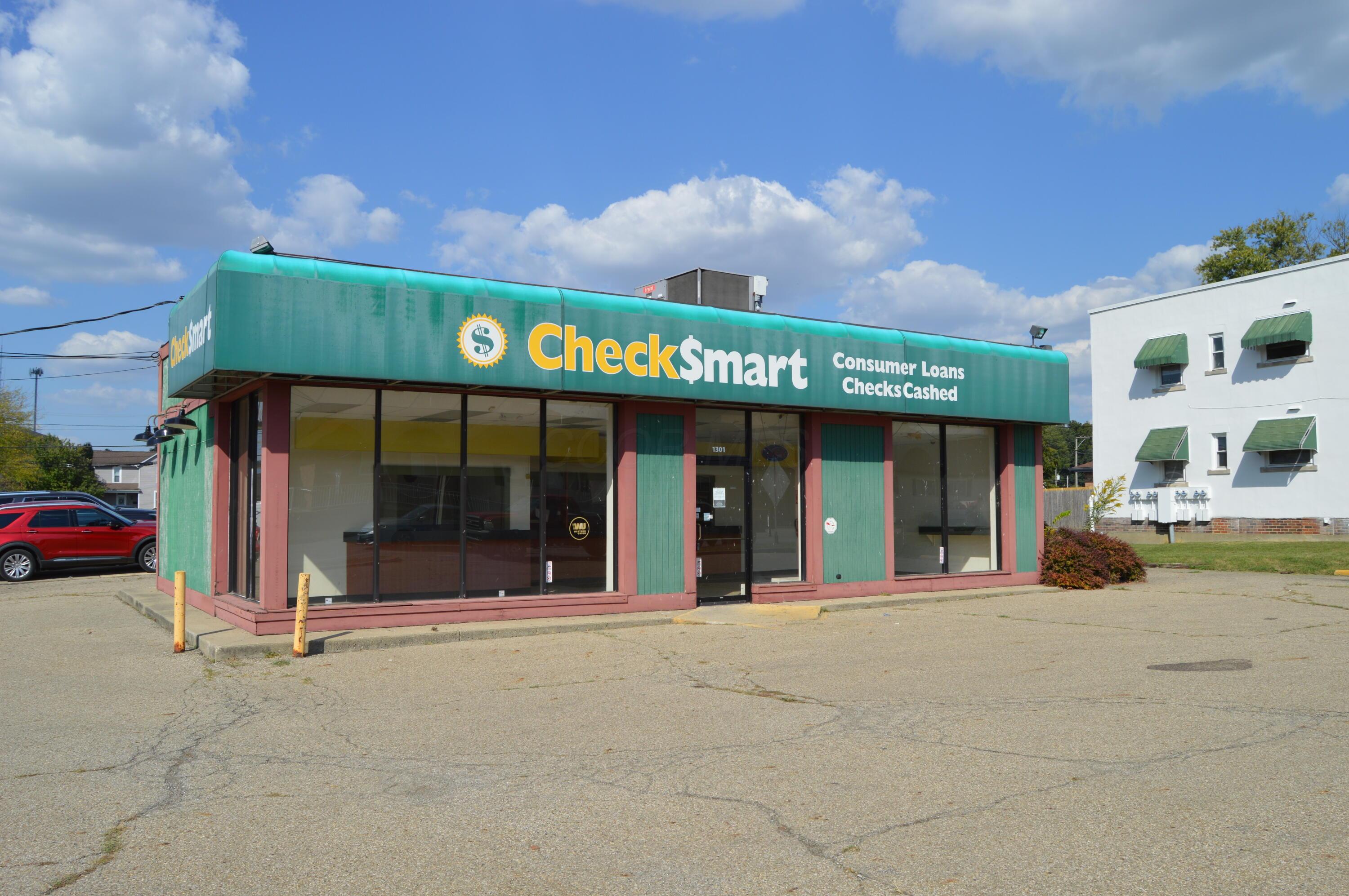 1301 E Main Street Property Photo 1