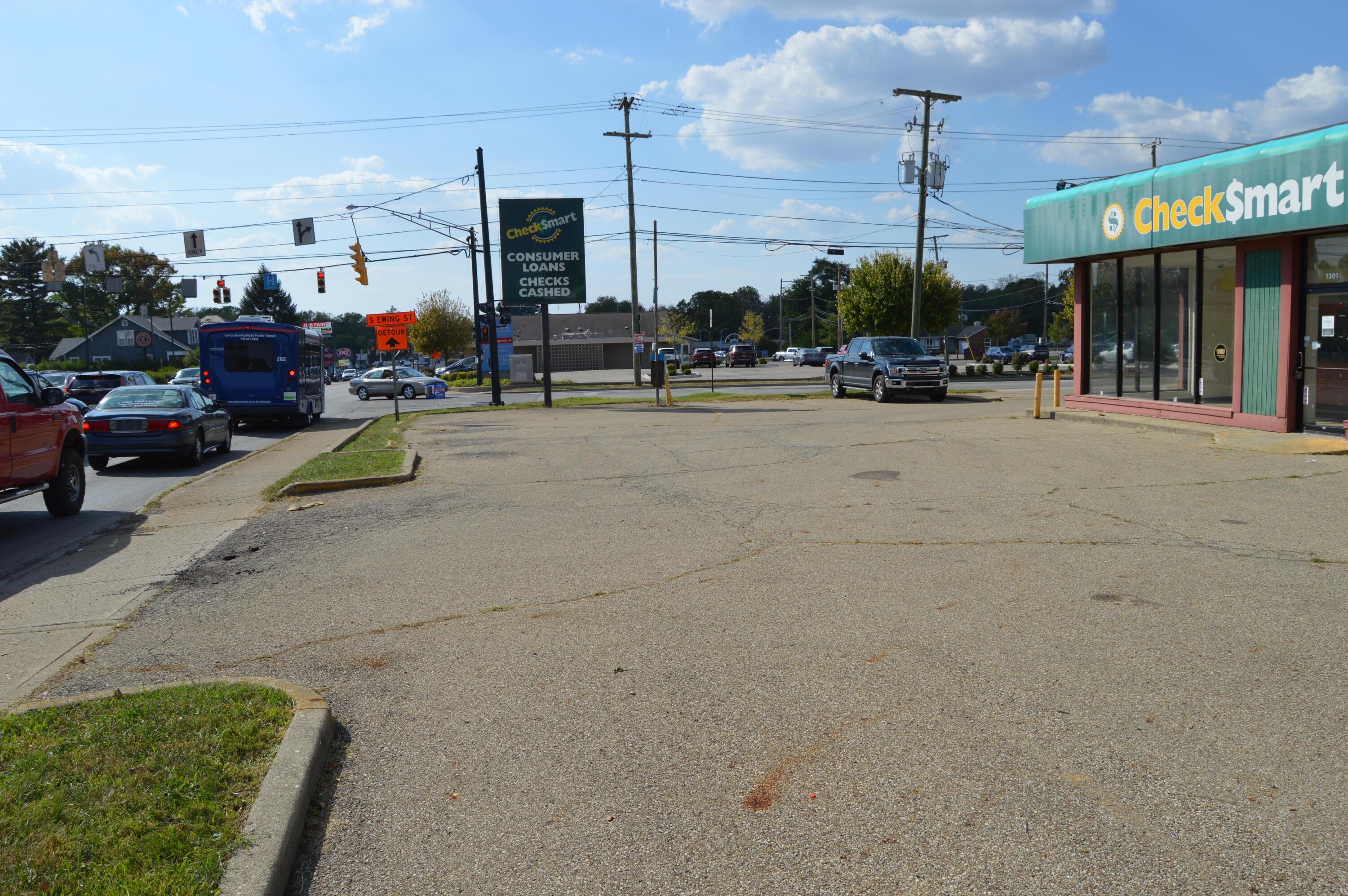 1301 E Main Street Property Photo 5