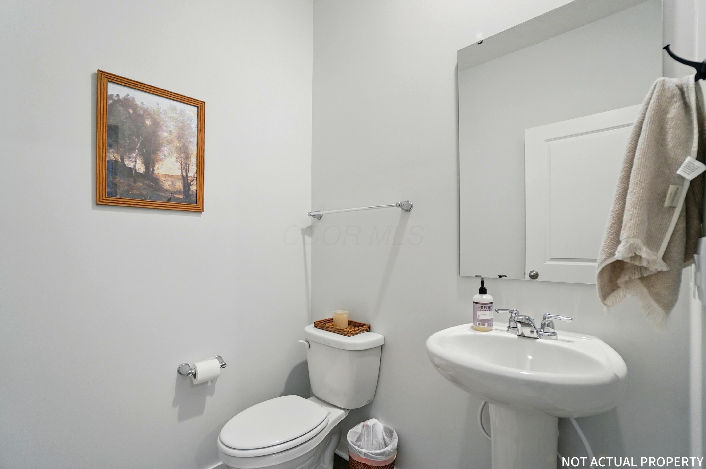 2889 Piatt Crest Drive Property Photo 9