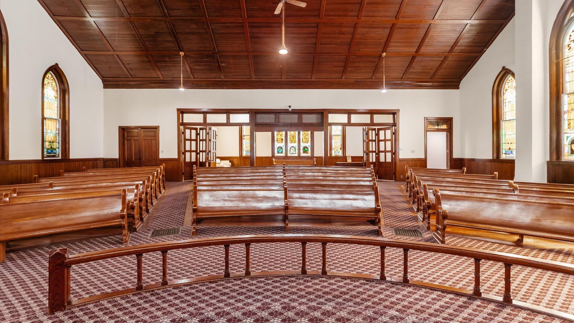 5831 Canal Road Ne Property Photo 11