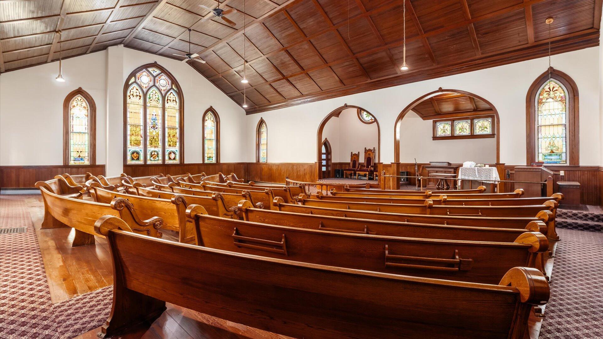 5831 Canal Road Ne Property Photo 12