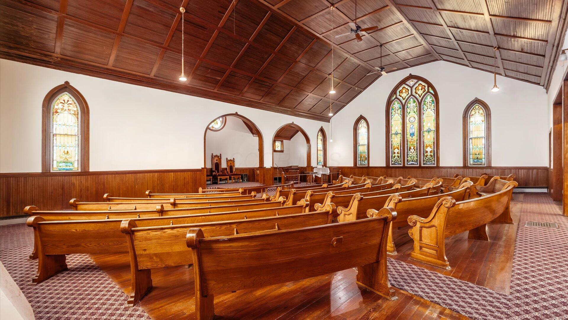 5831 Canal Road Ne Property Photo 17