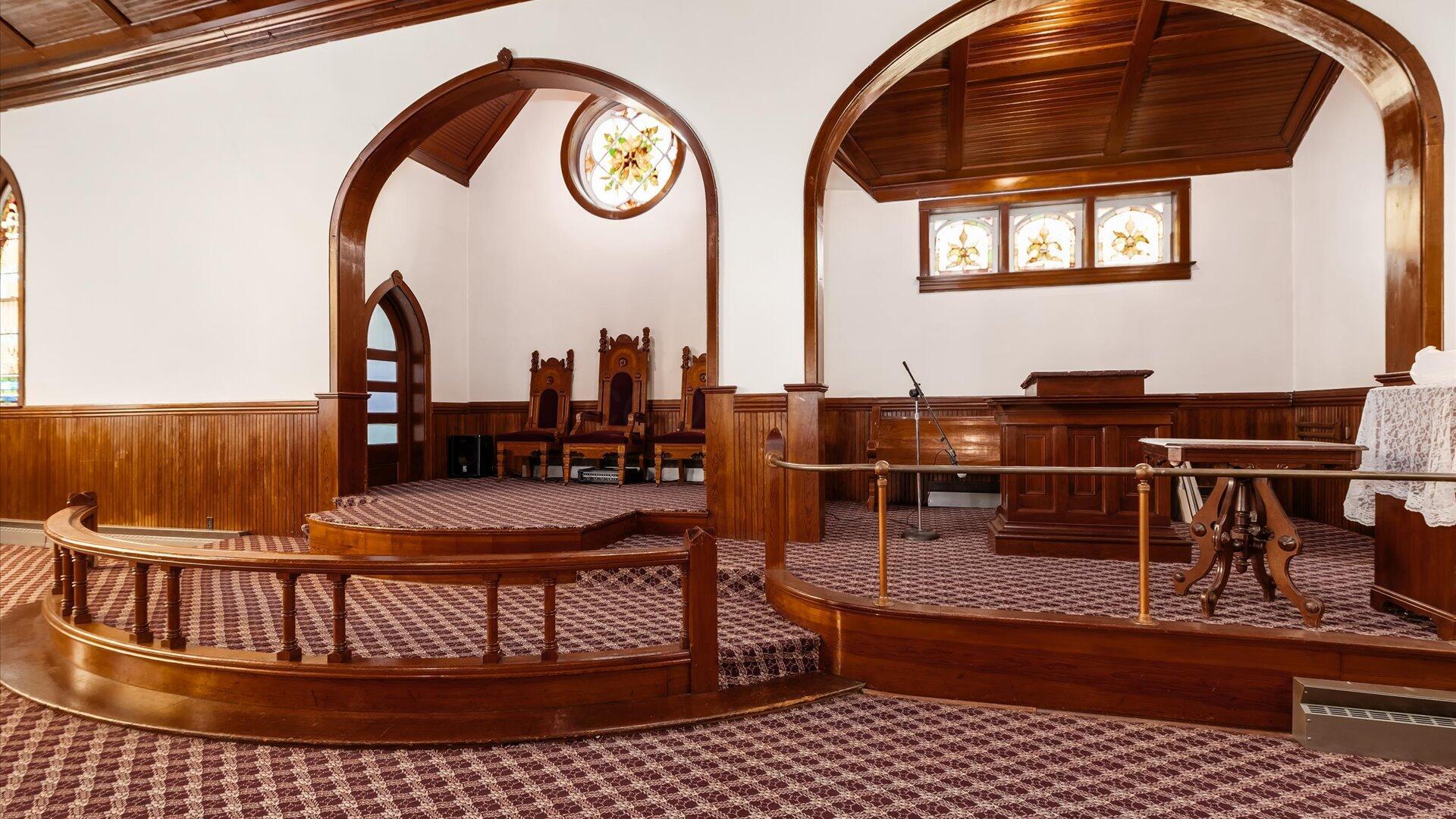 5831 Canal Road Ne Property Photo 19