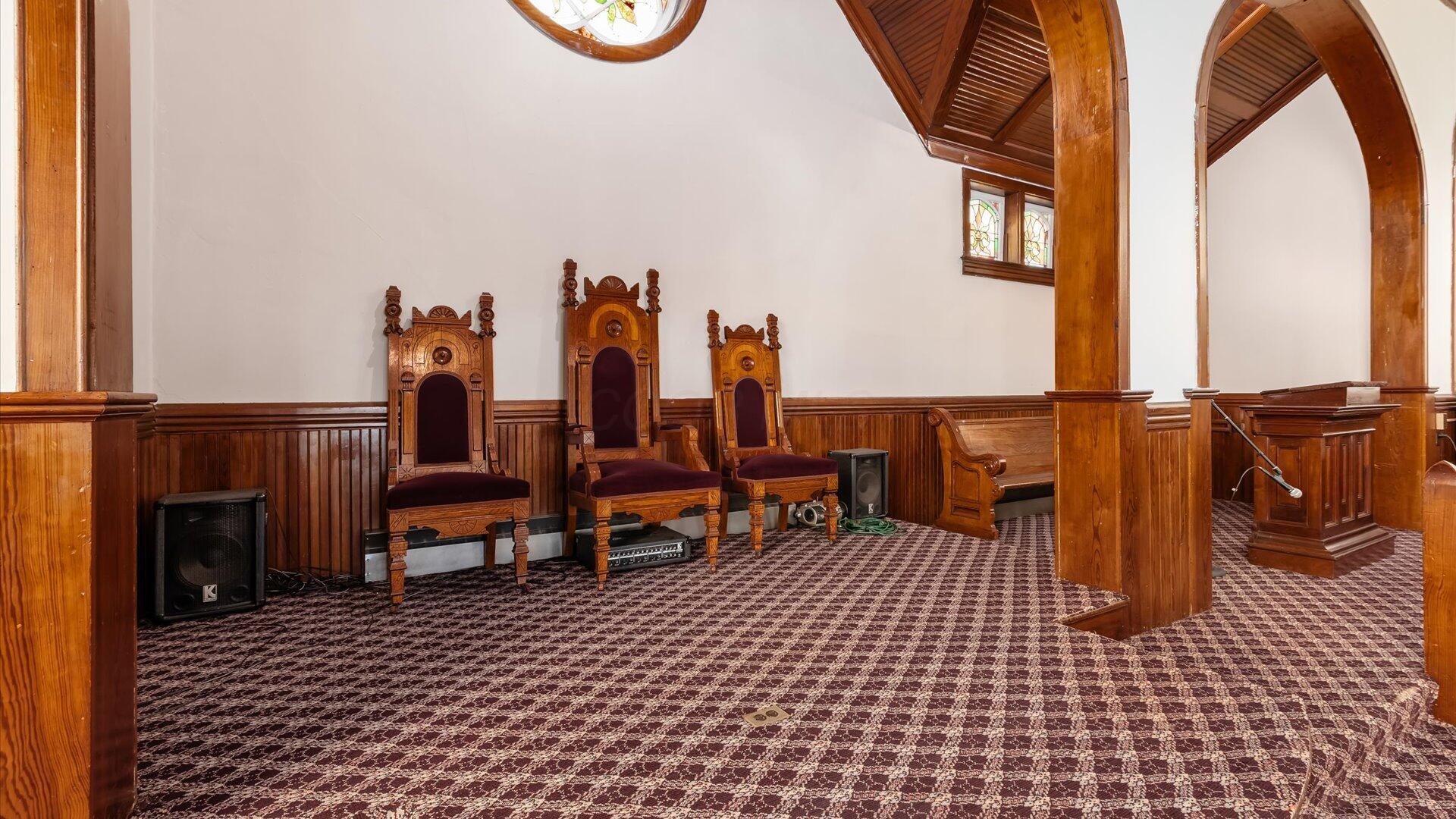 5831 Canal Road Ne Property Photo 21