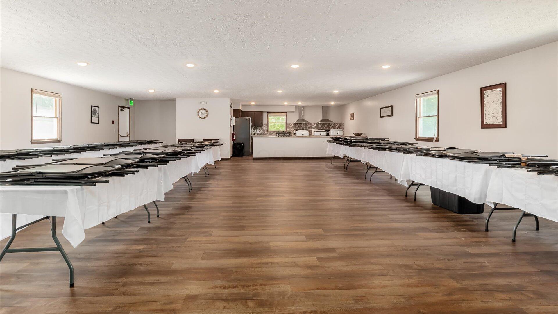 5831 Canal Road Ne Property Photo 32