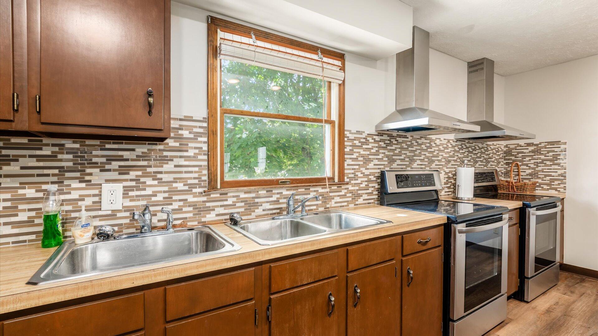 5831 Canal Road Ne Property Photo 41