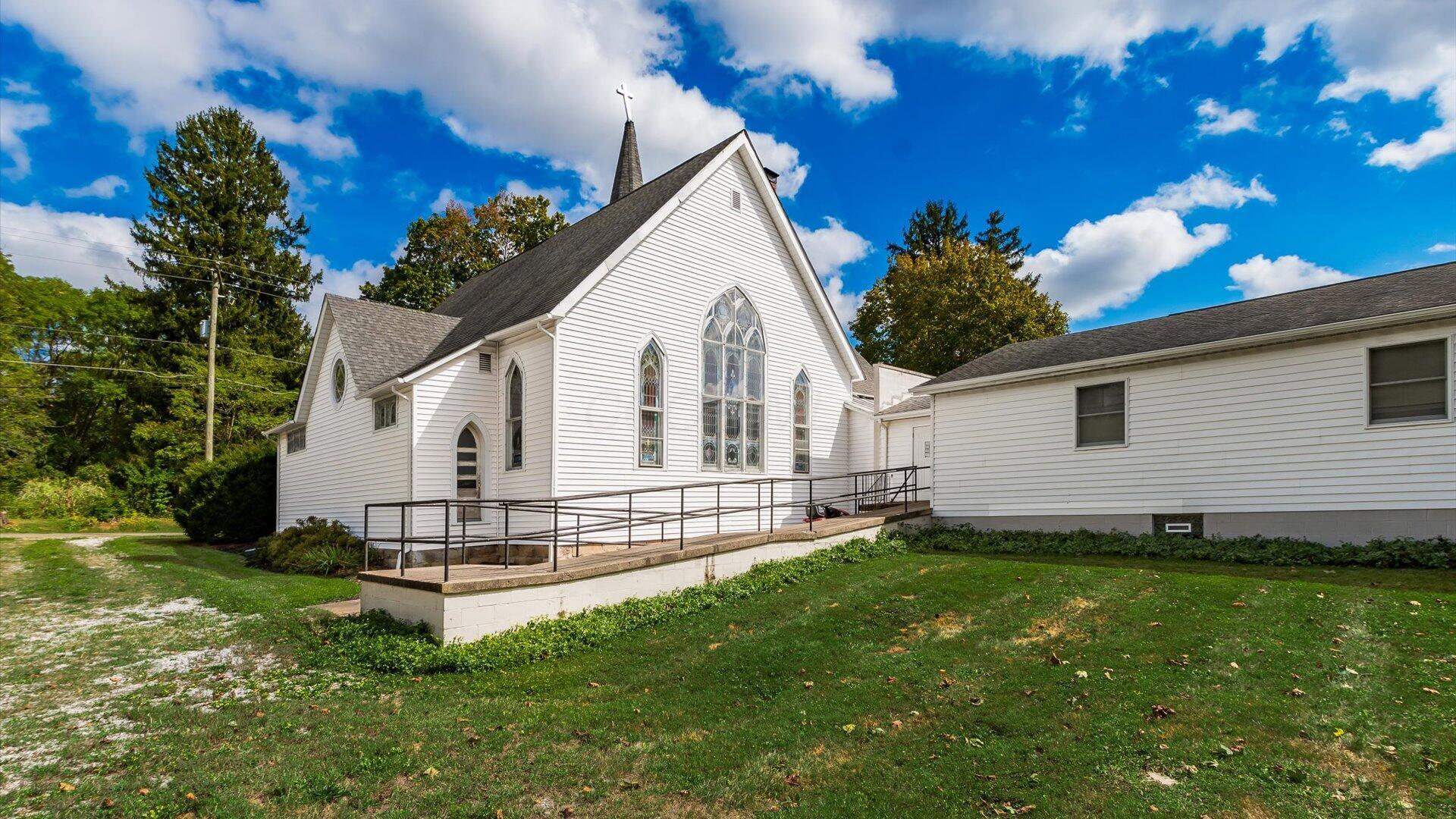 5831 Canal Road Ne Property Photo 55