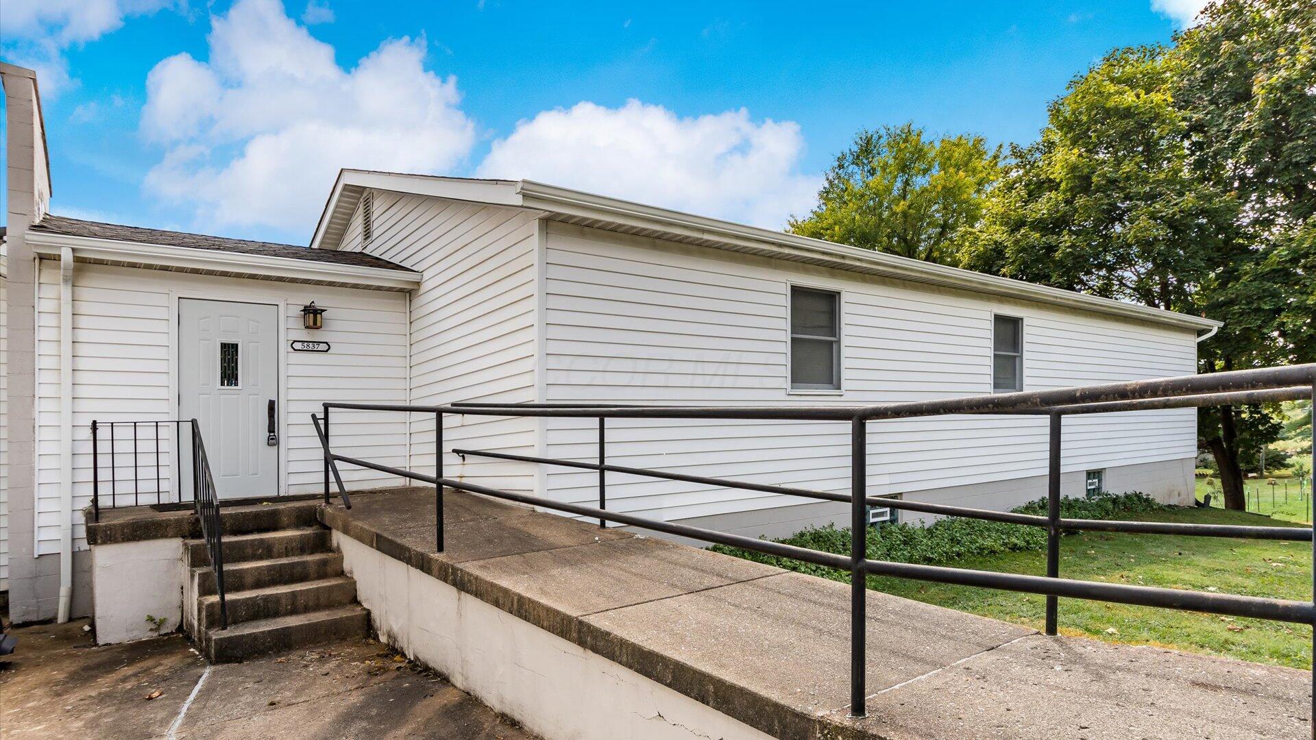 5831 Canal Road Ne Property Photo 57