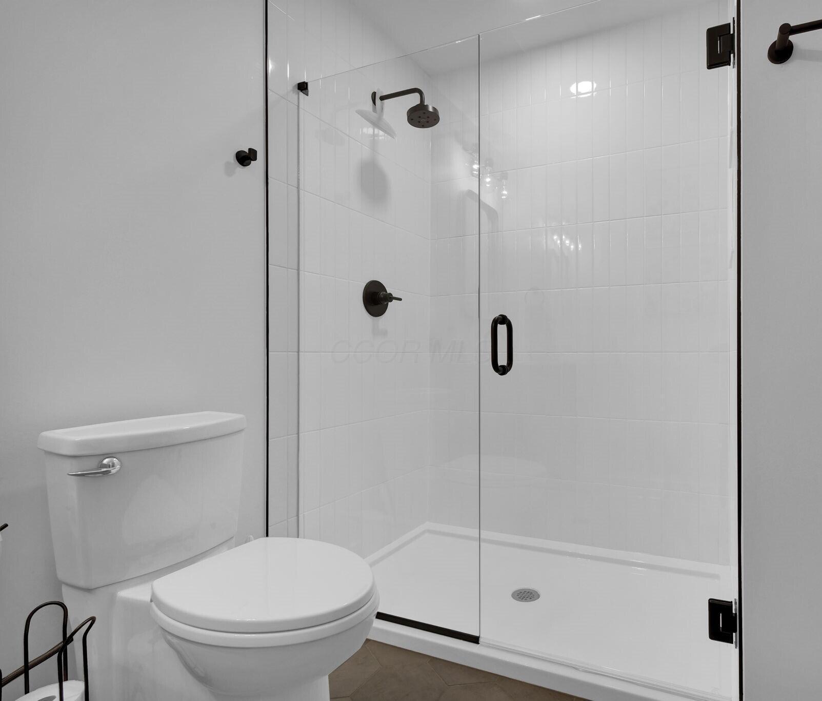 105 Mount Parnassus Drive E Property Photo 6