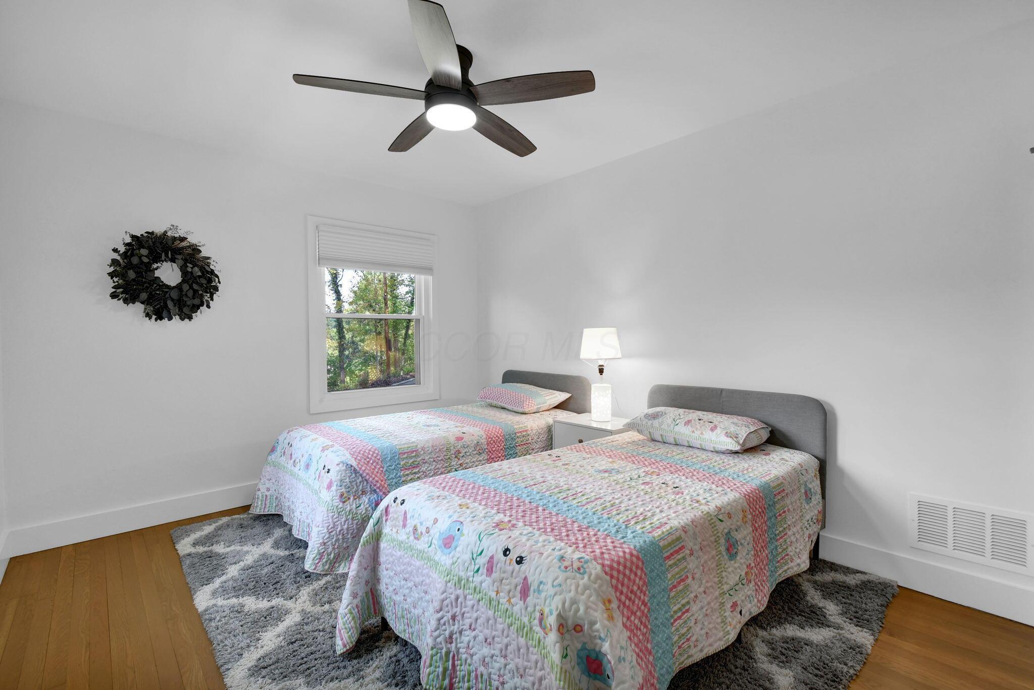 105 Mount Parnassus Drive E Property Photo 7