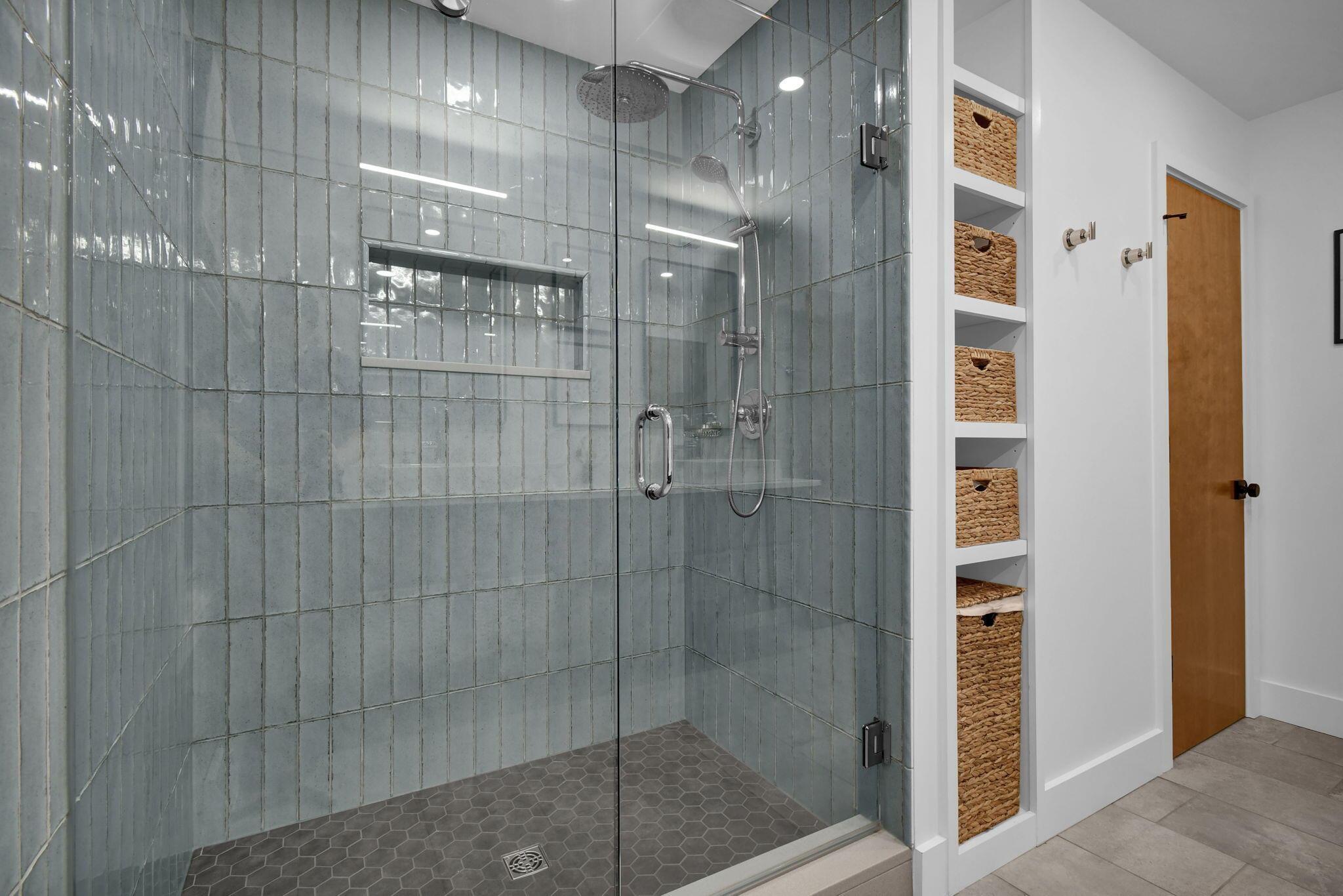 105 Mount Parnassus Drive E Property Photo 21