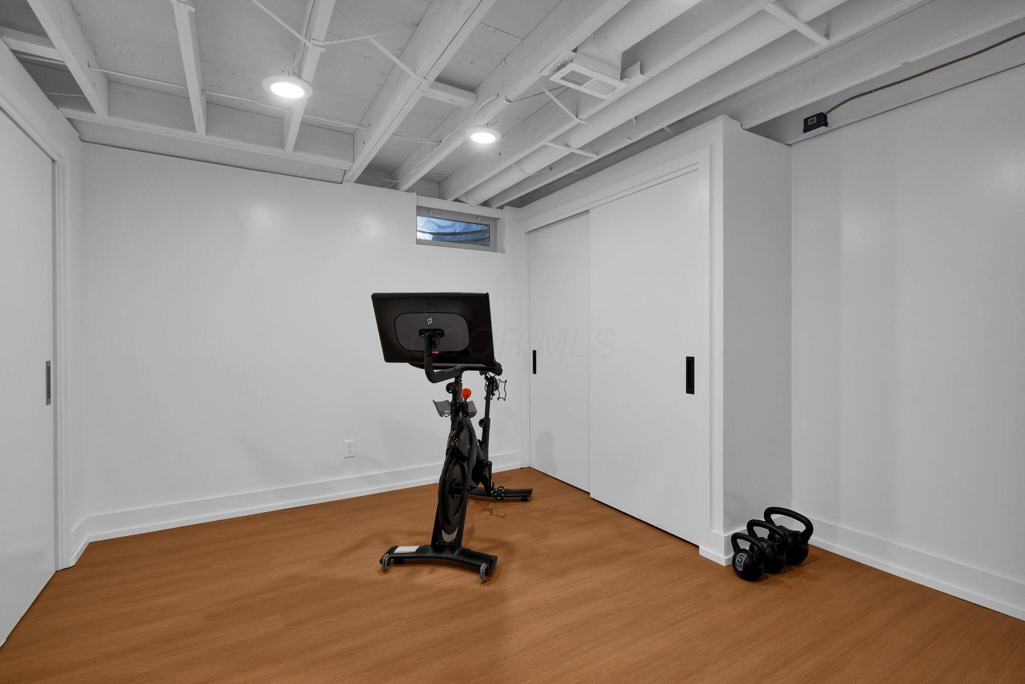 105 Mount Parnassus Drive E Property Photo 28