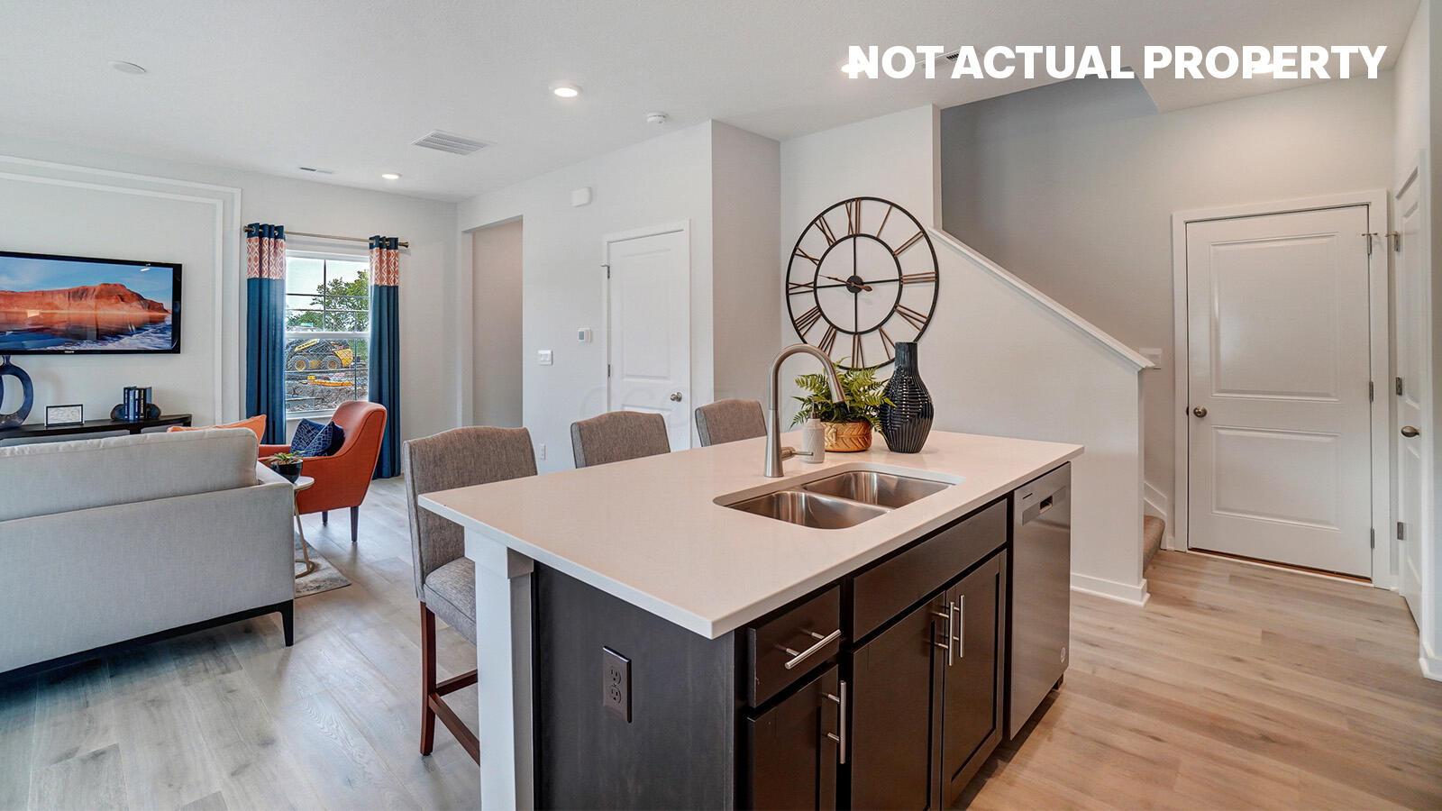 1500 Jarry Avenue Property Photo 16