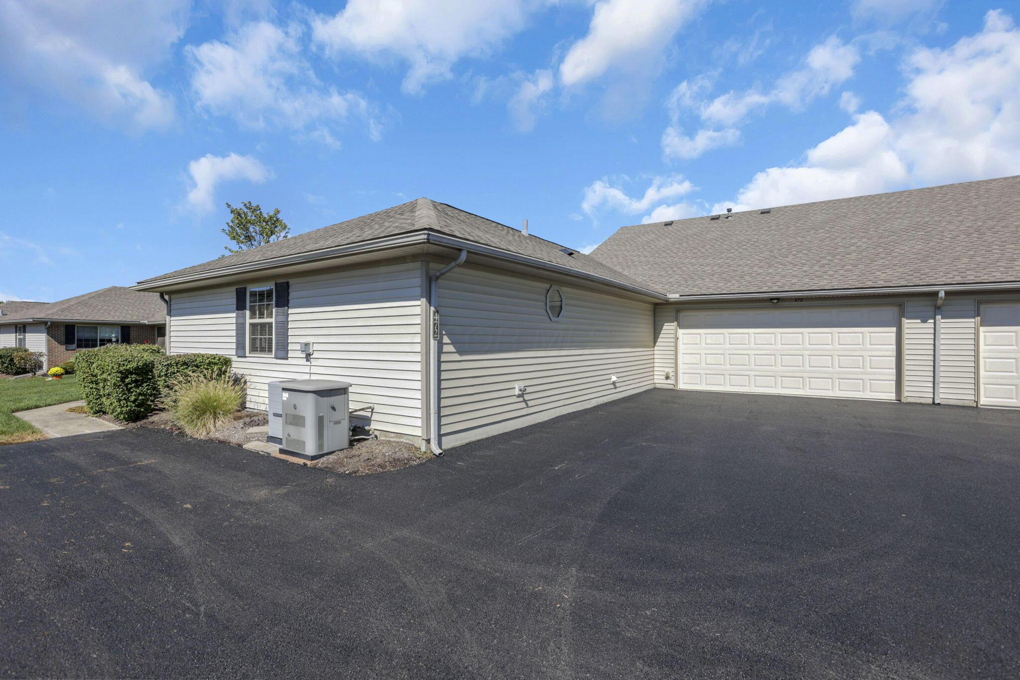 472 Virginia Court Property Photo 6